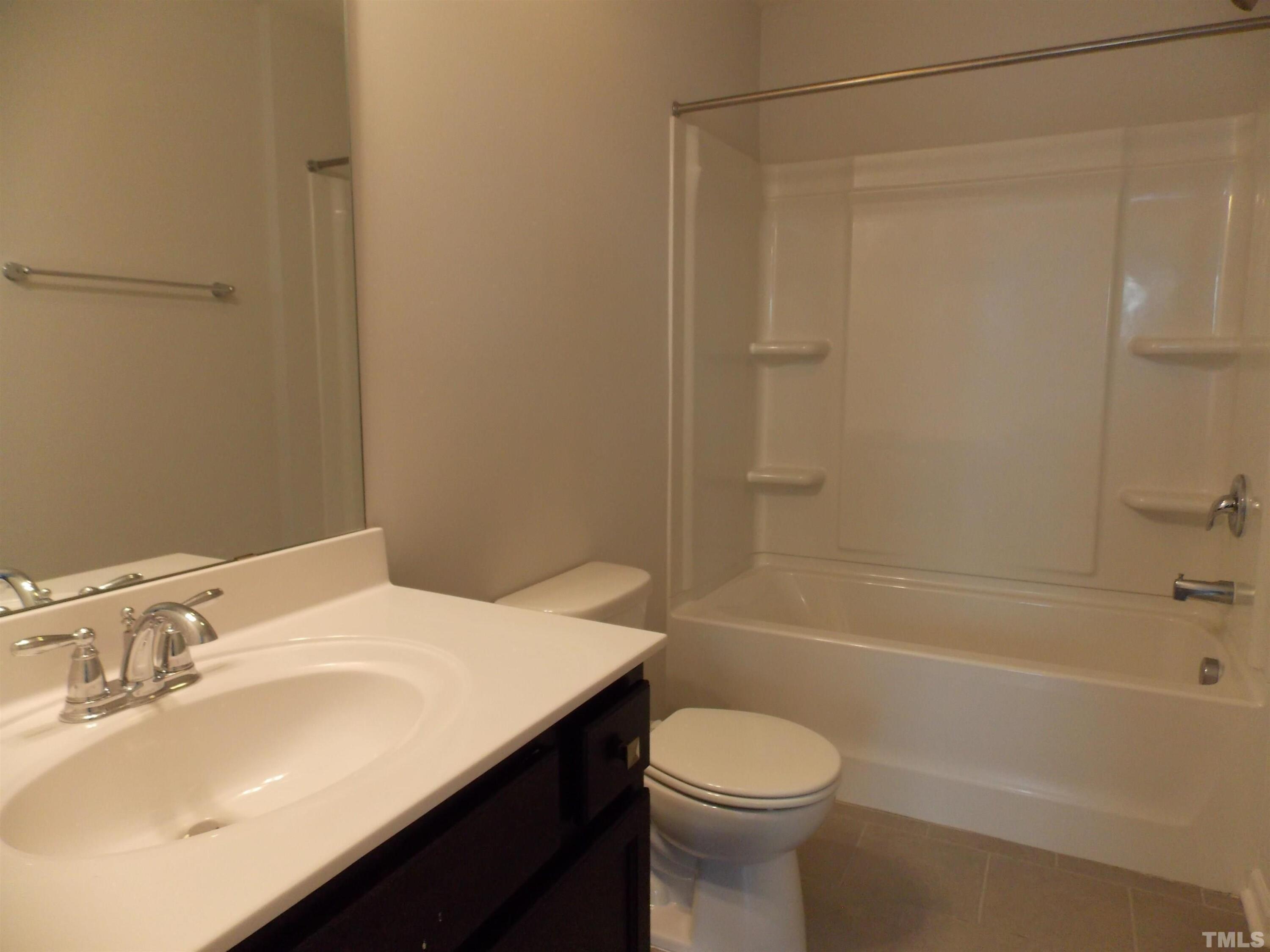 property viewer photo 23