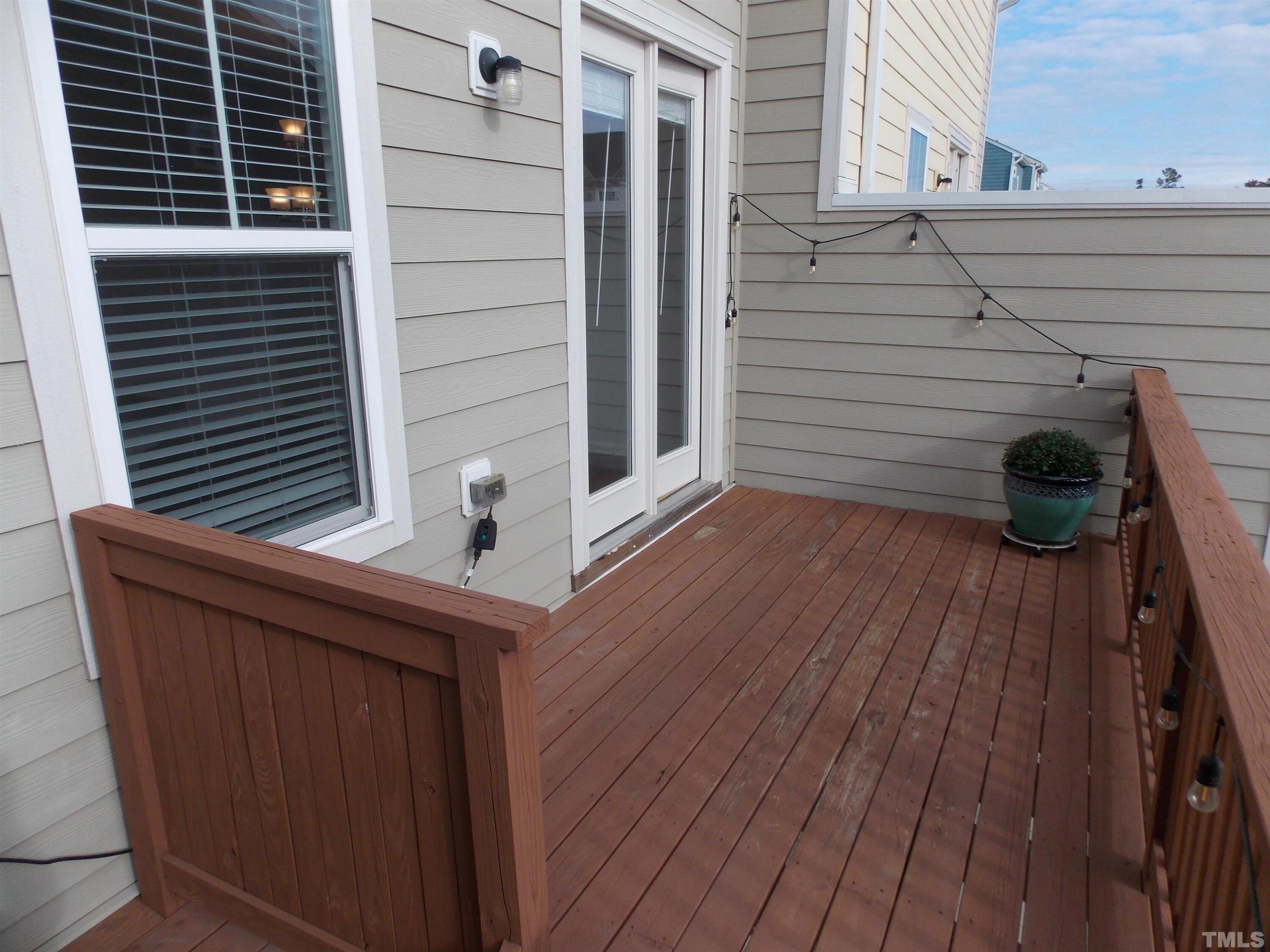 property viewer photo 24