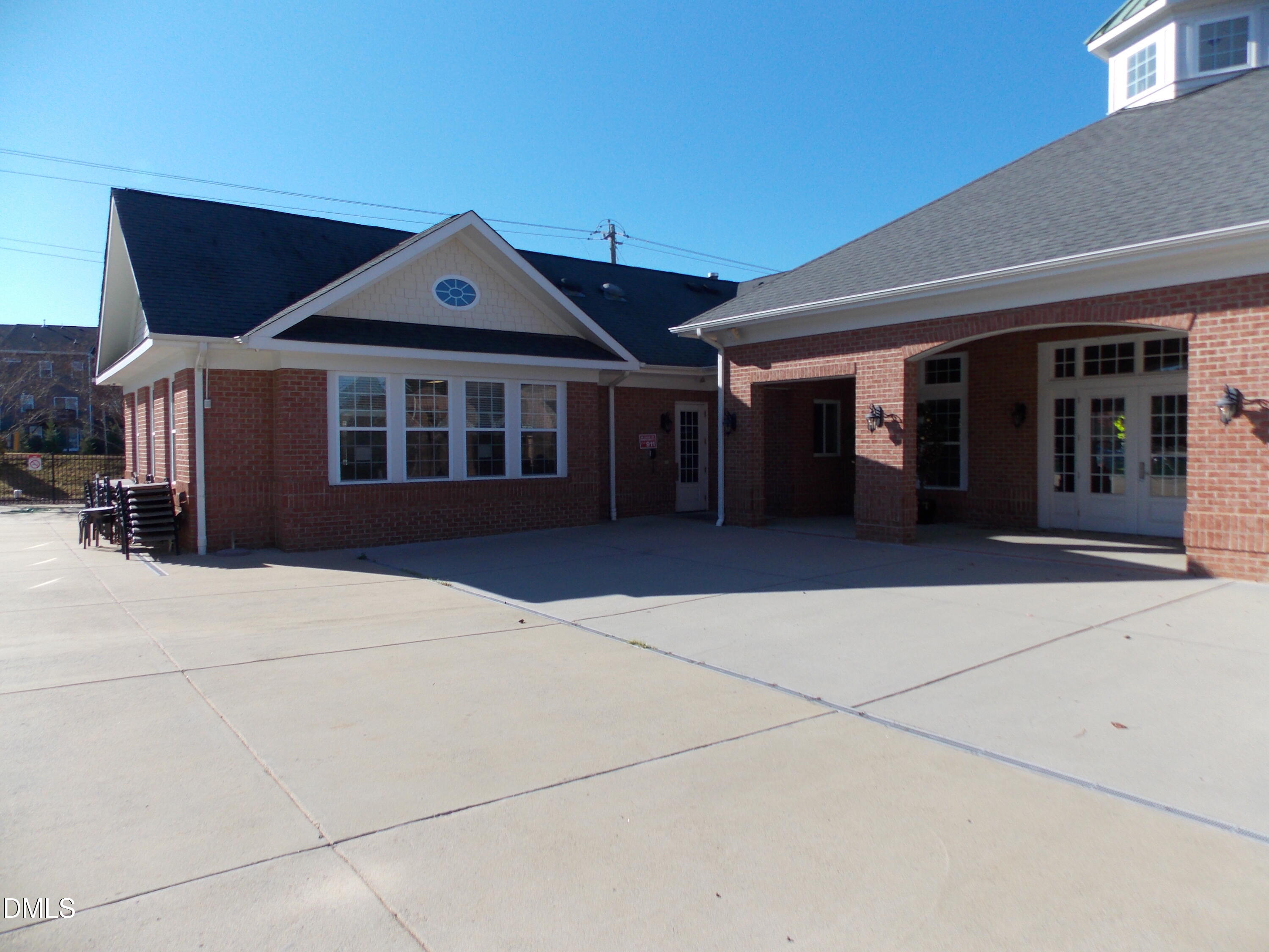 property viewer photo 26