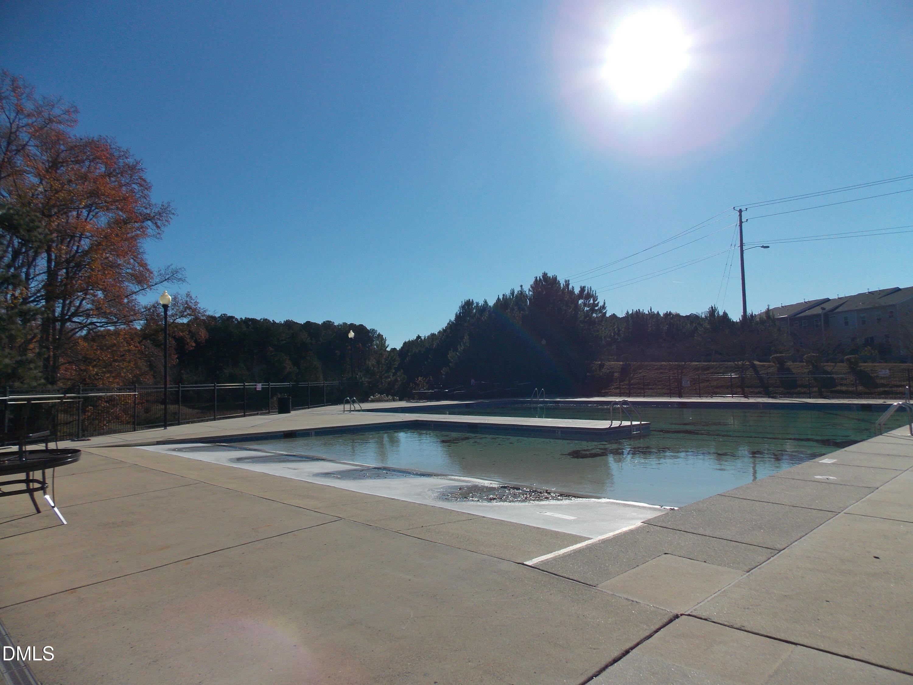 property viewer photo 27