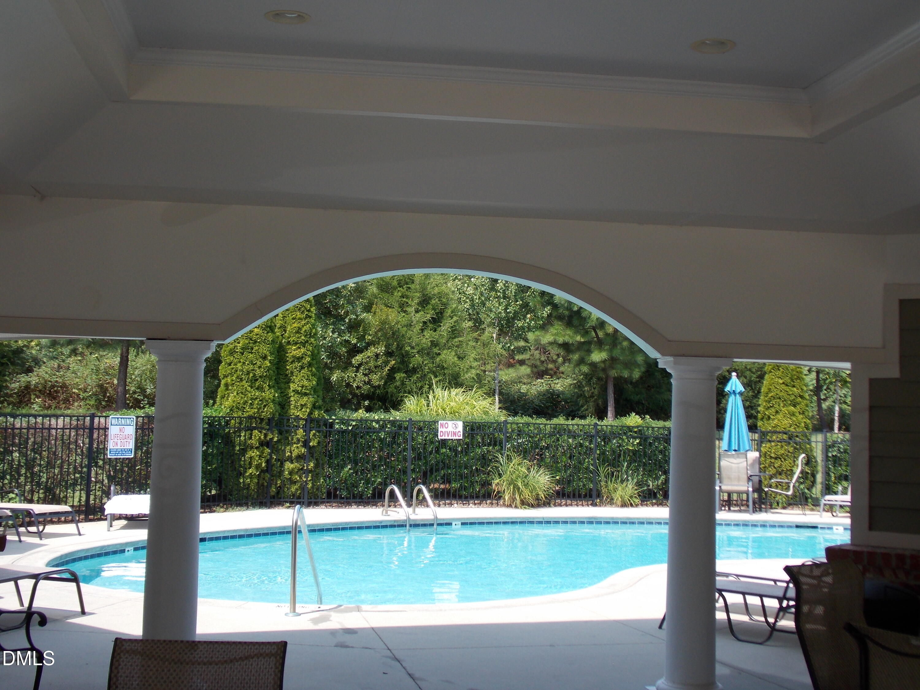 property viewer photo 28