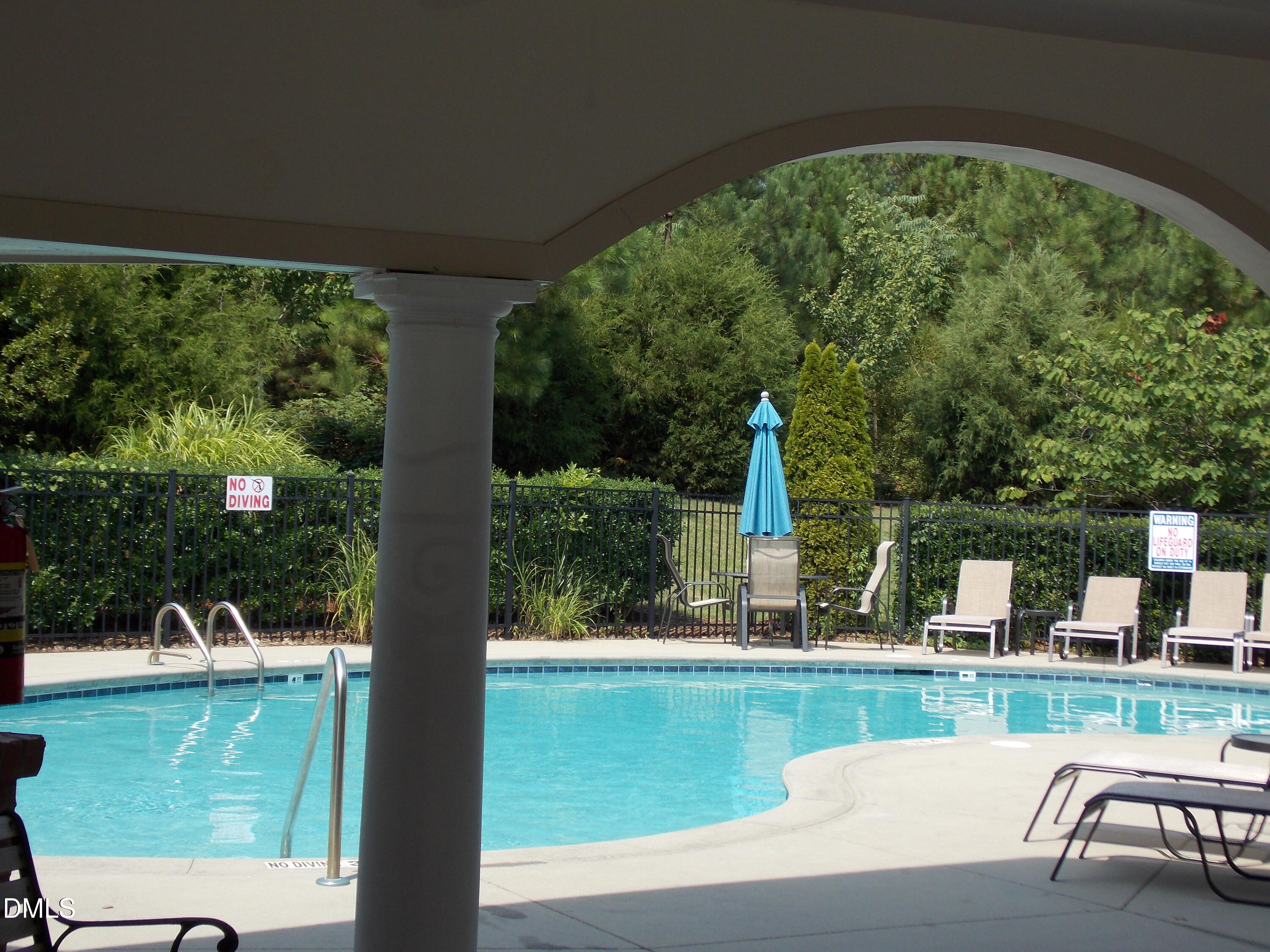 property viewer photo 29