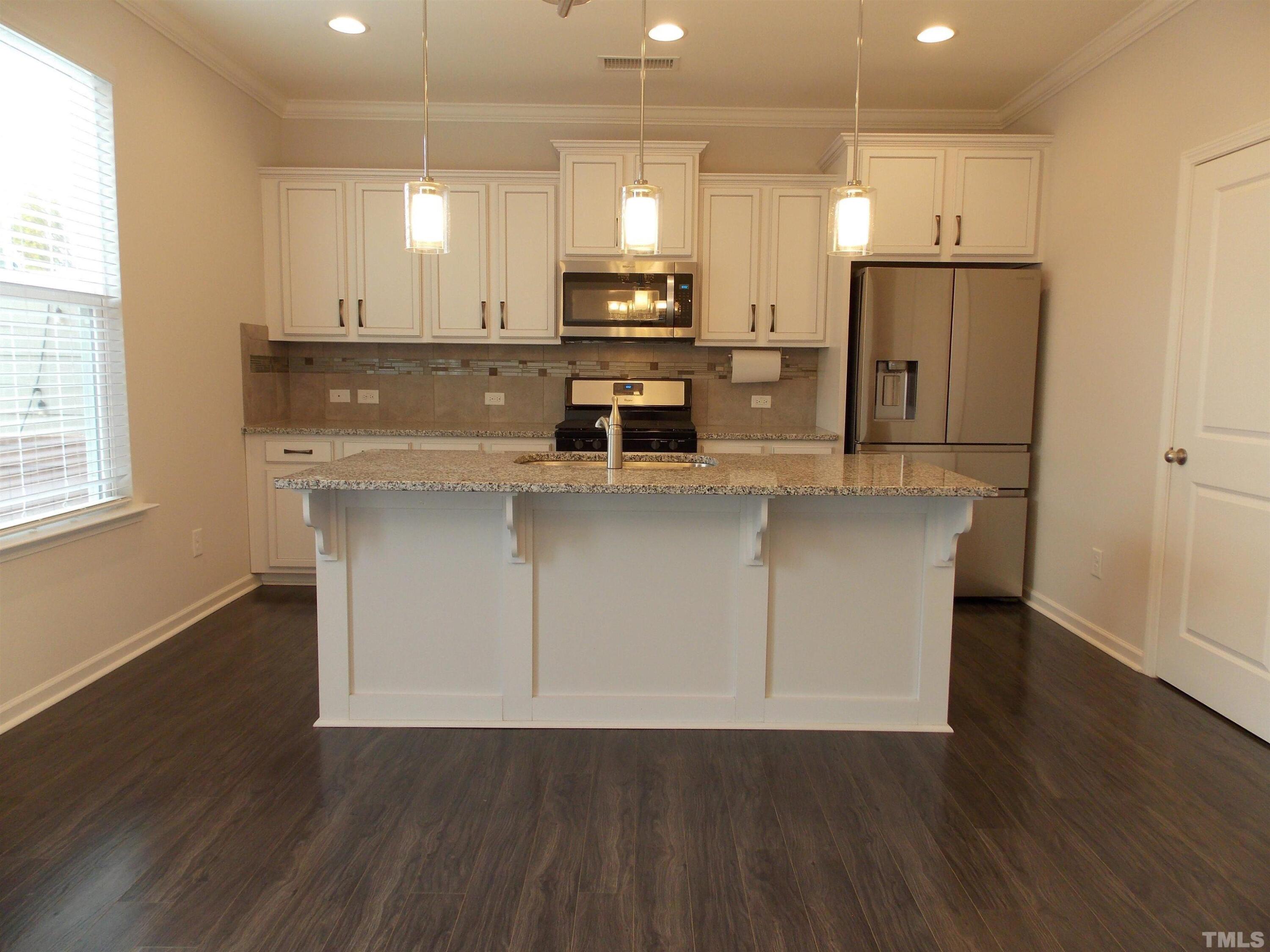 property viewer photo 5