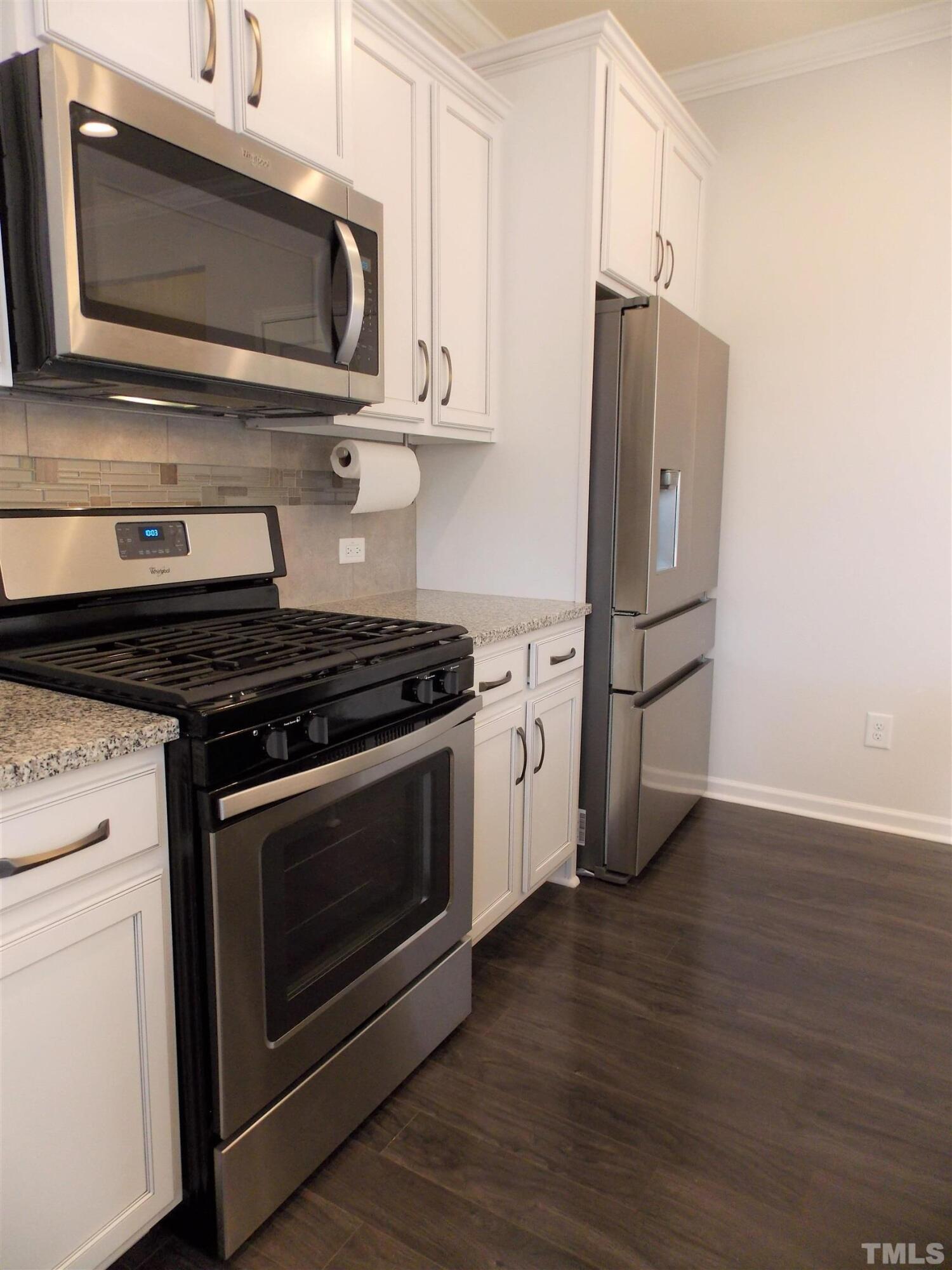 property viewer photo 7