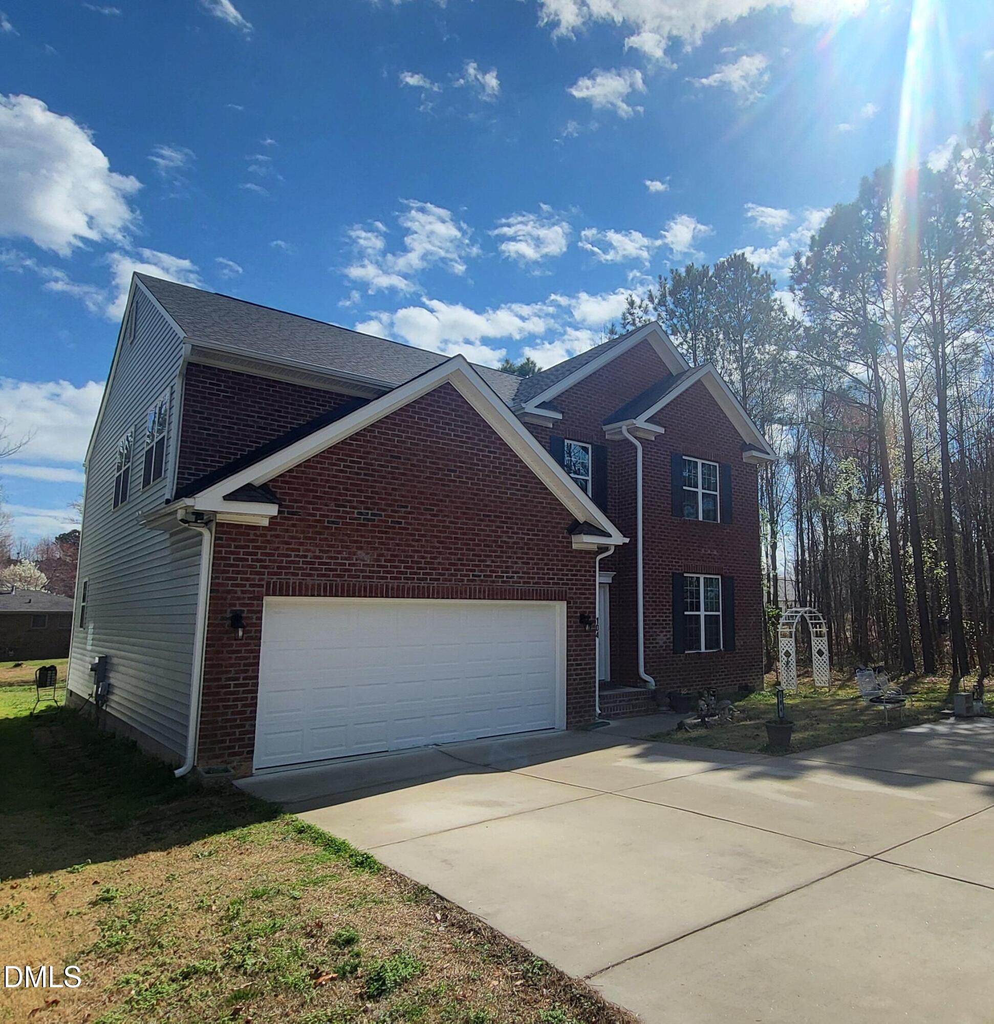 main property photo 2