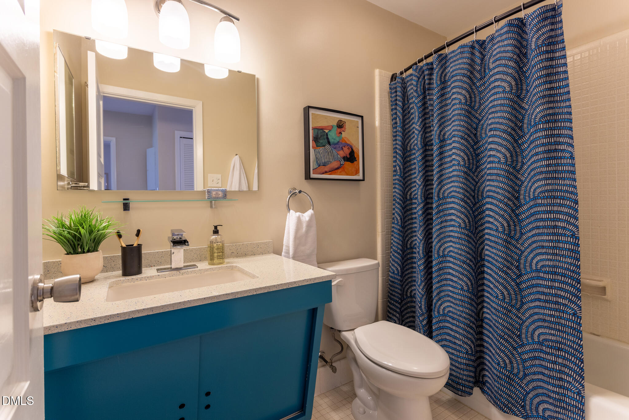 property viewer photo 13