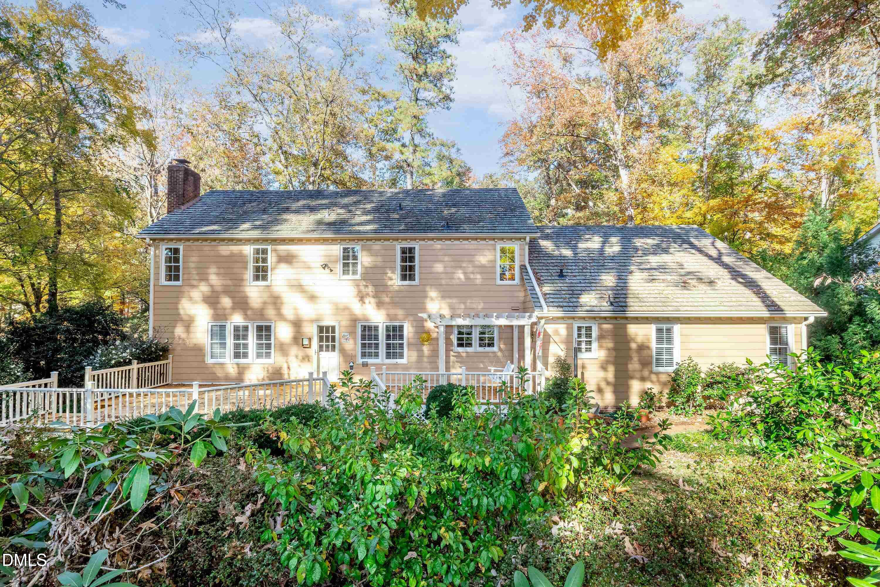 main property photo 36