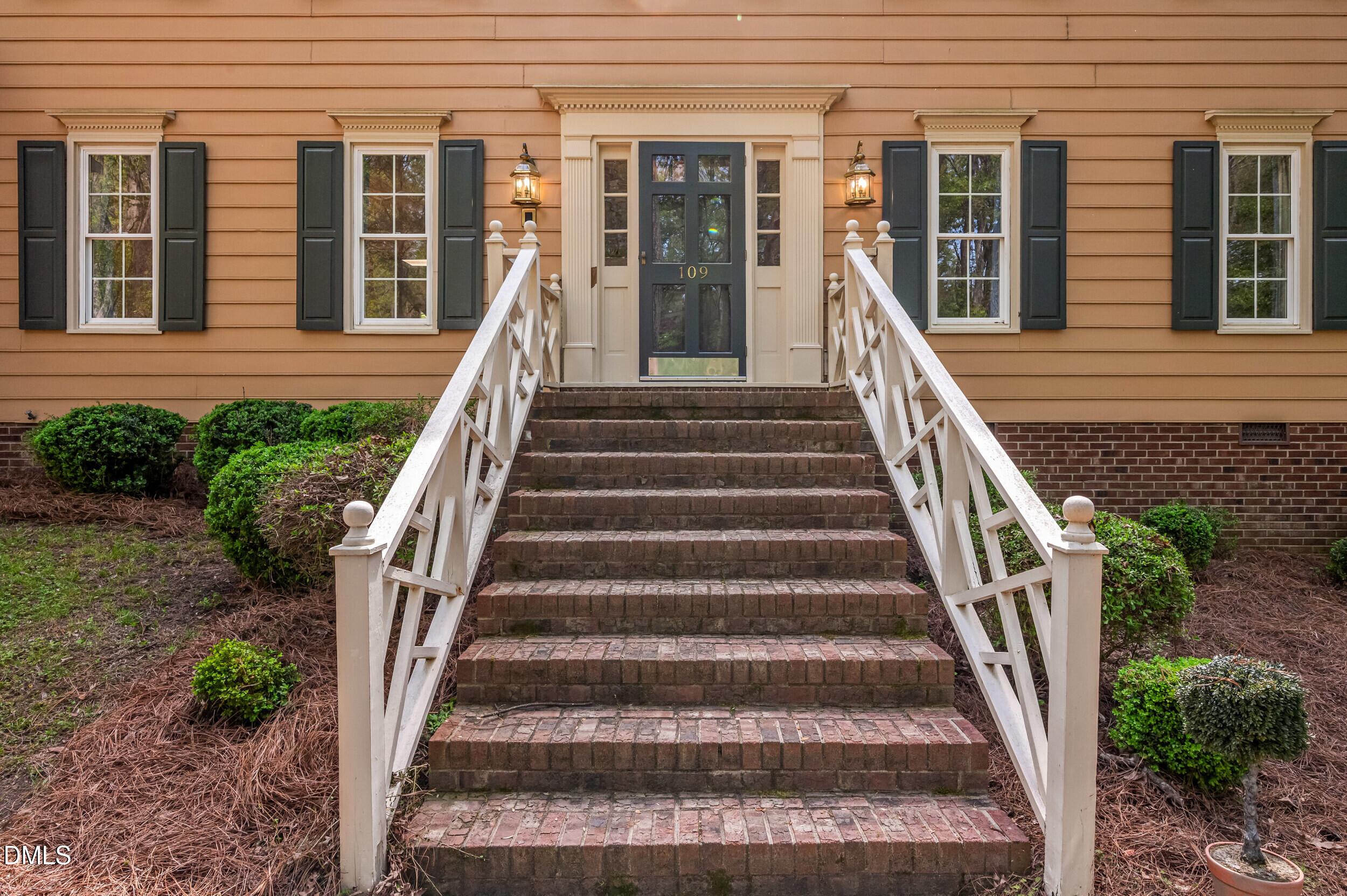 main property photo 47