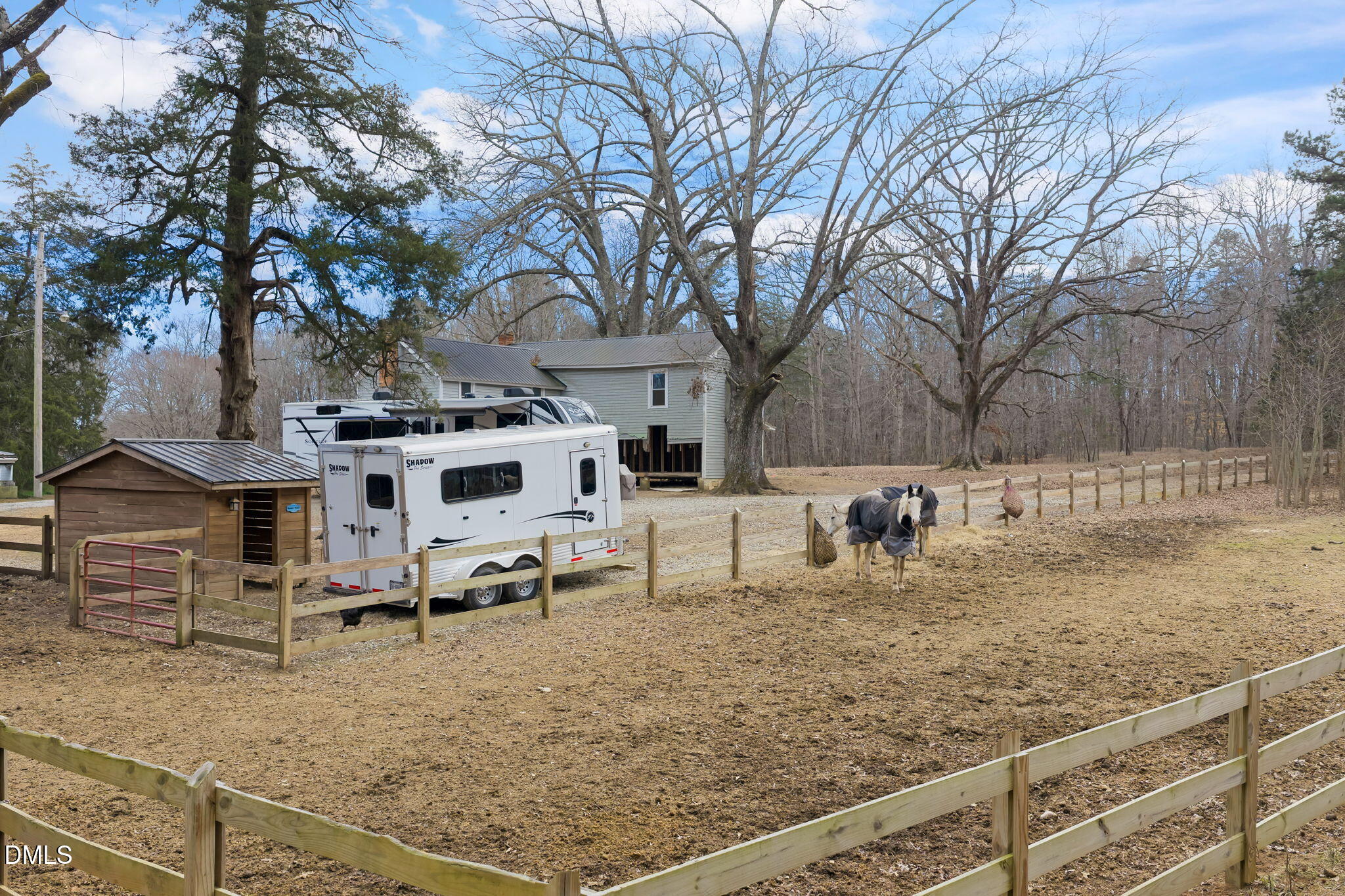 main property photo 33