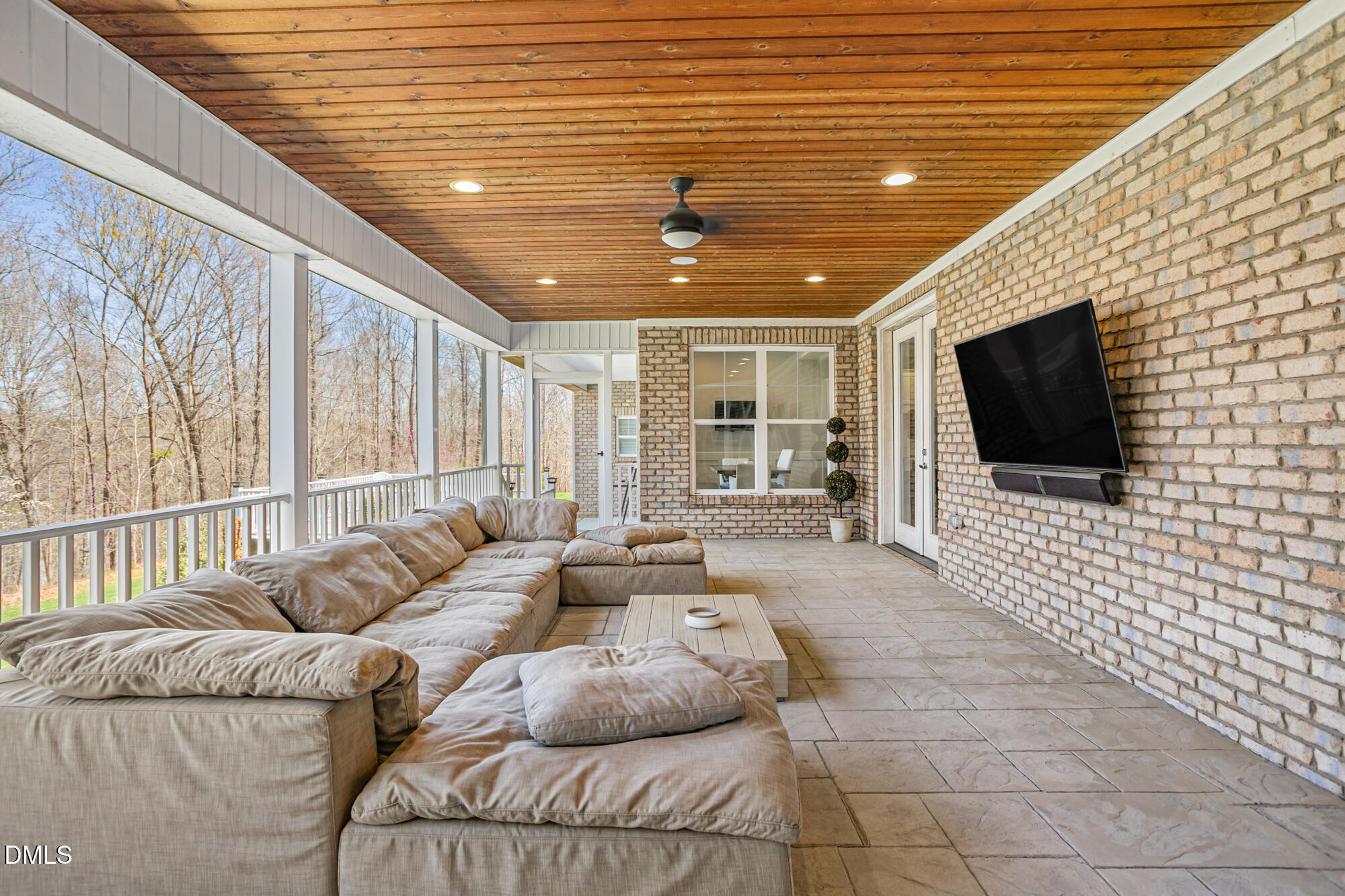 main property photo 43