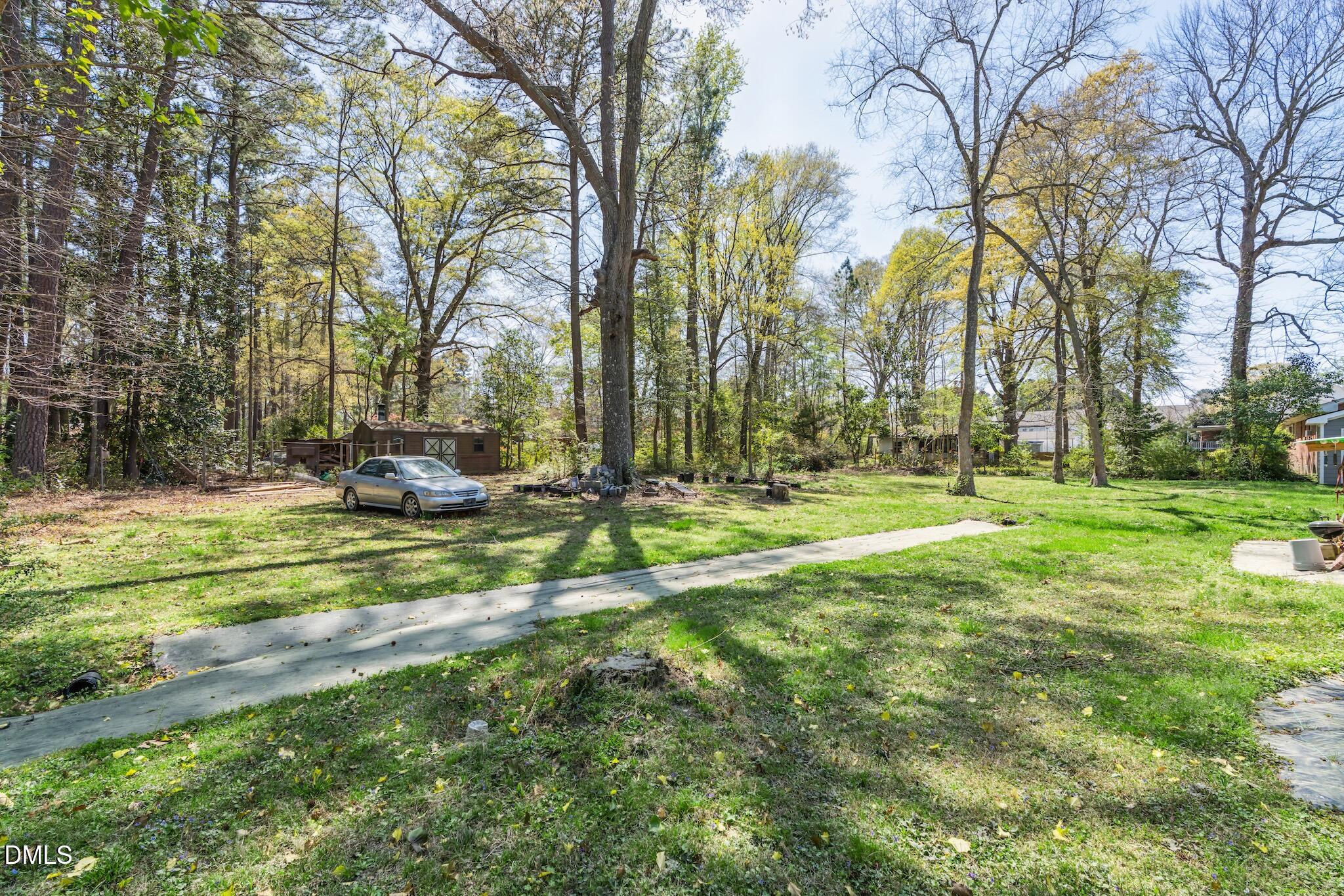 main property photo 31