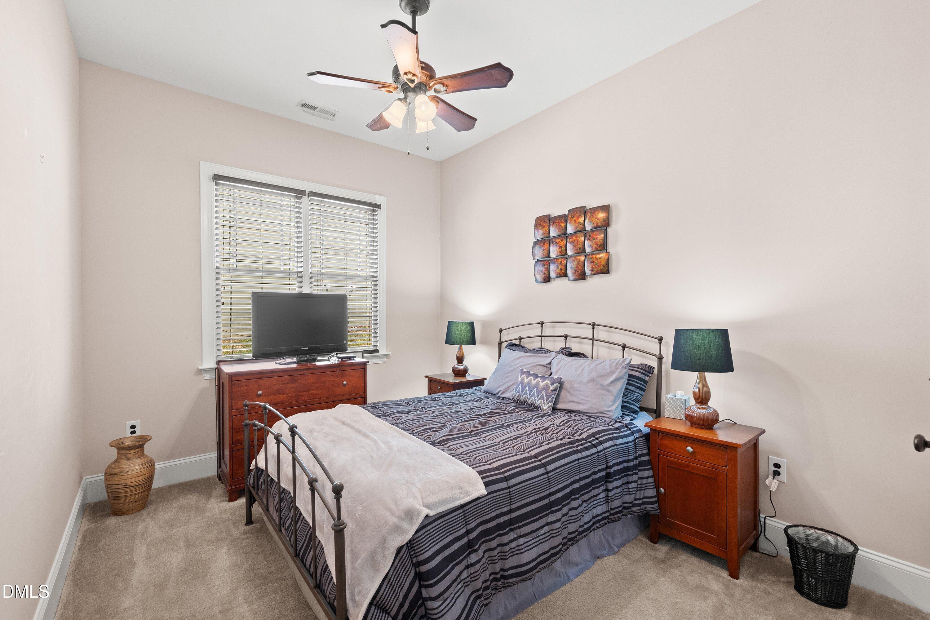 property viewer photo 11