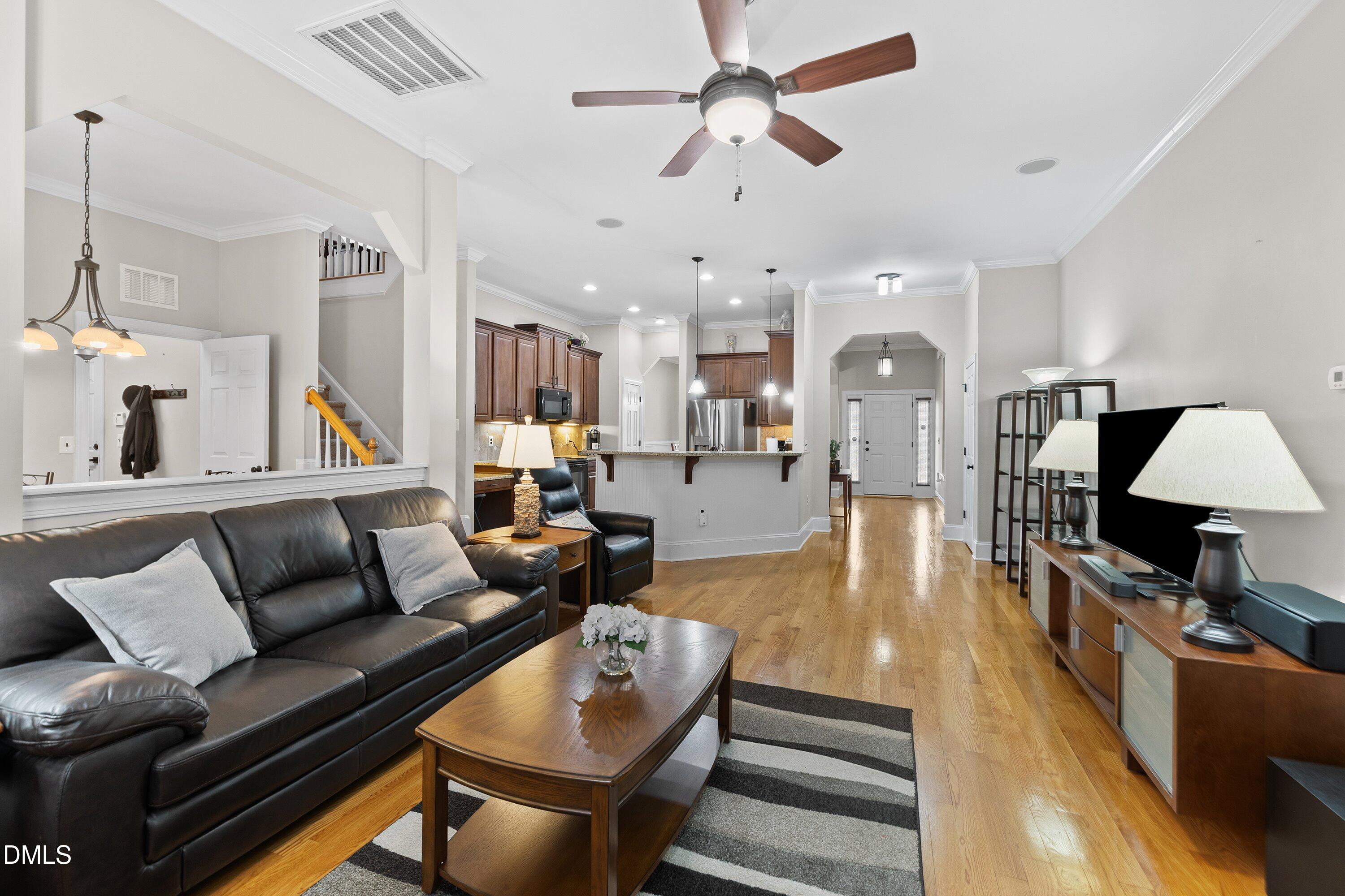 property viewer photo 13