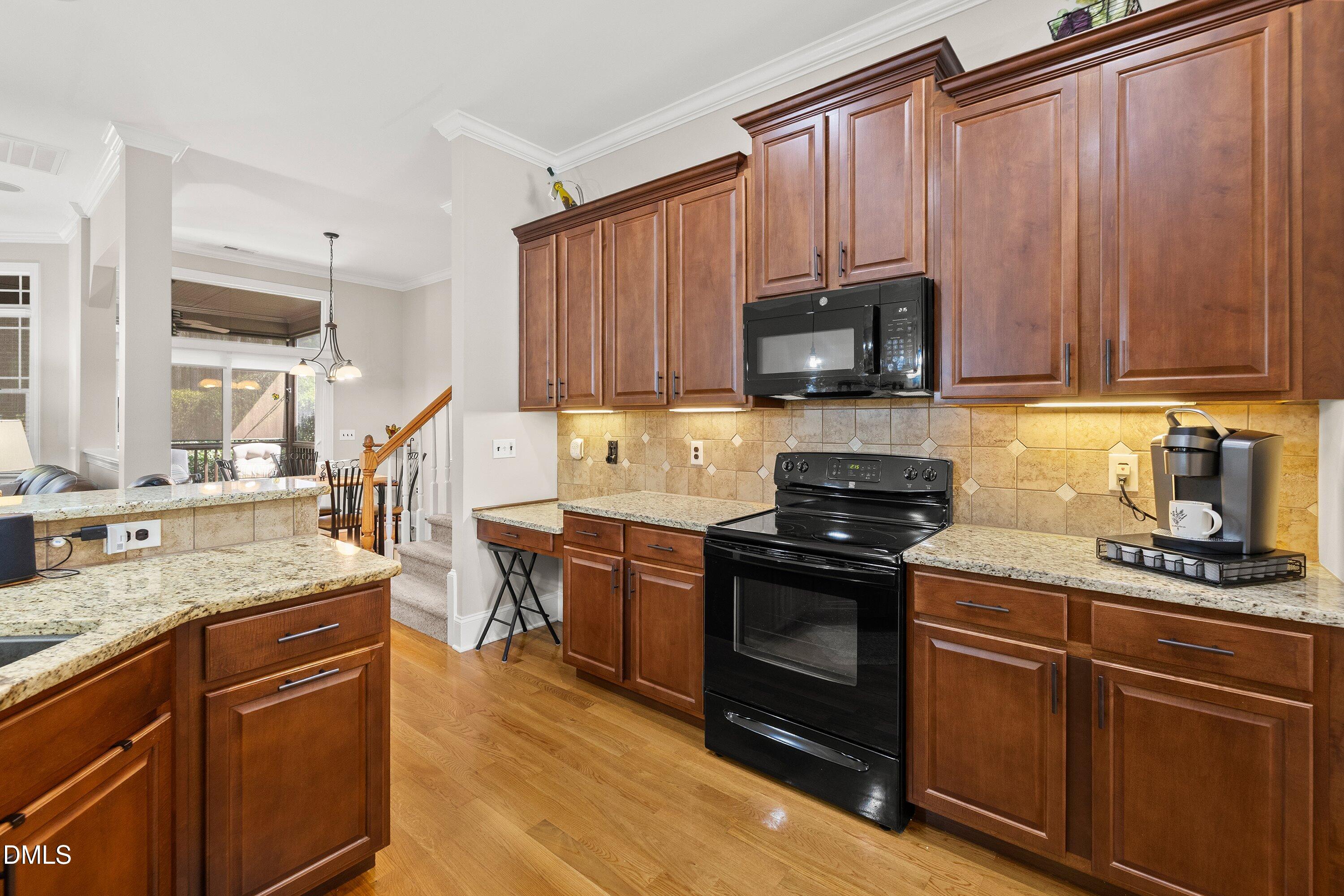 property viewer photo 17