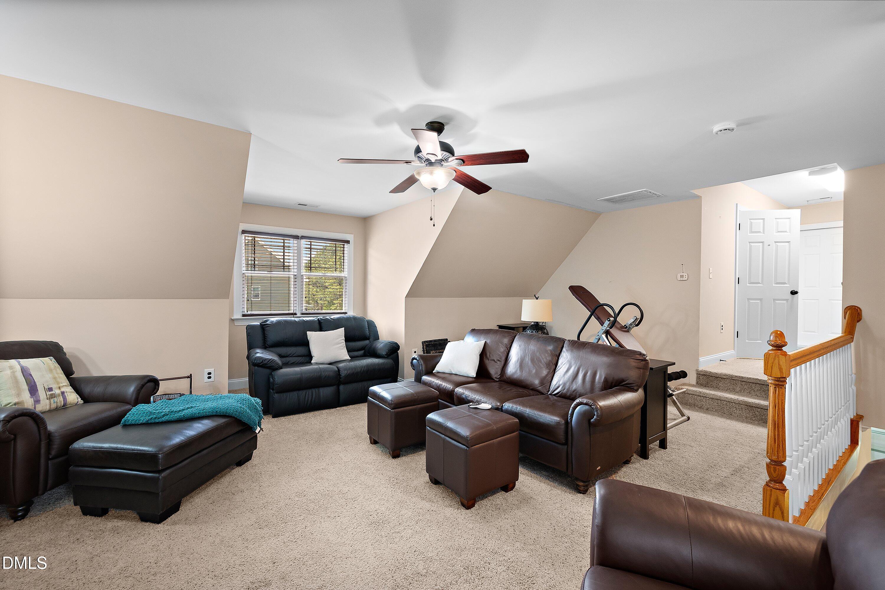 property viewer photo 31