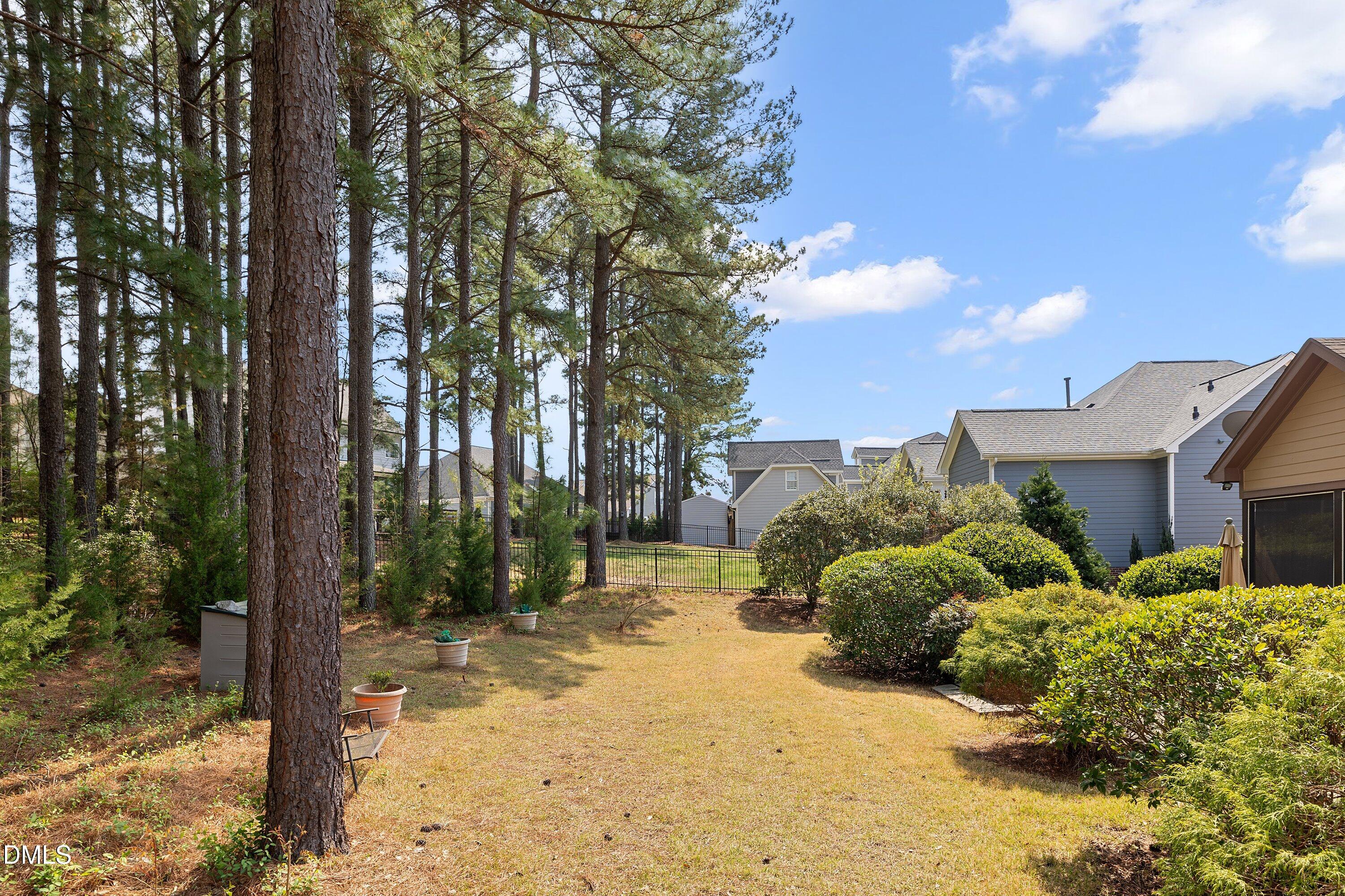 property viewer photo 45