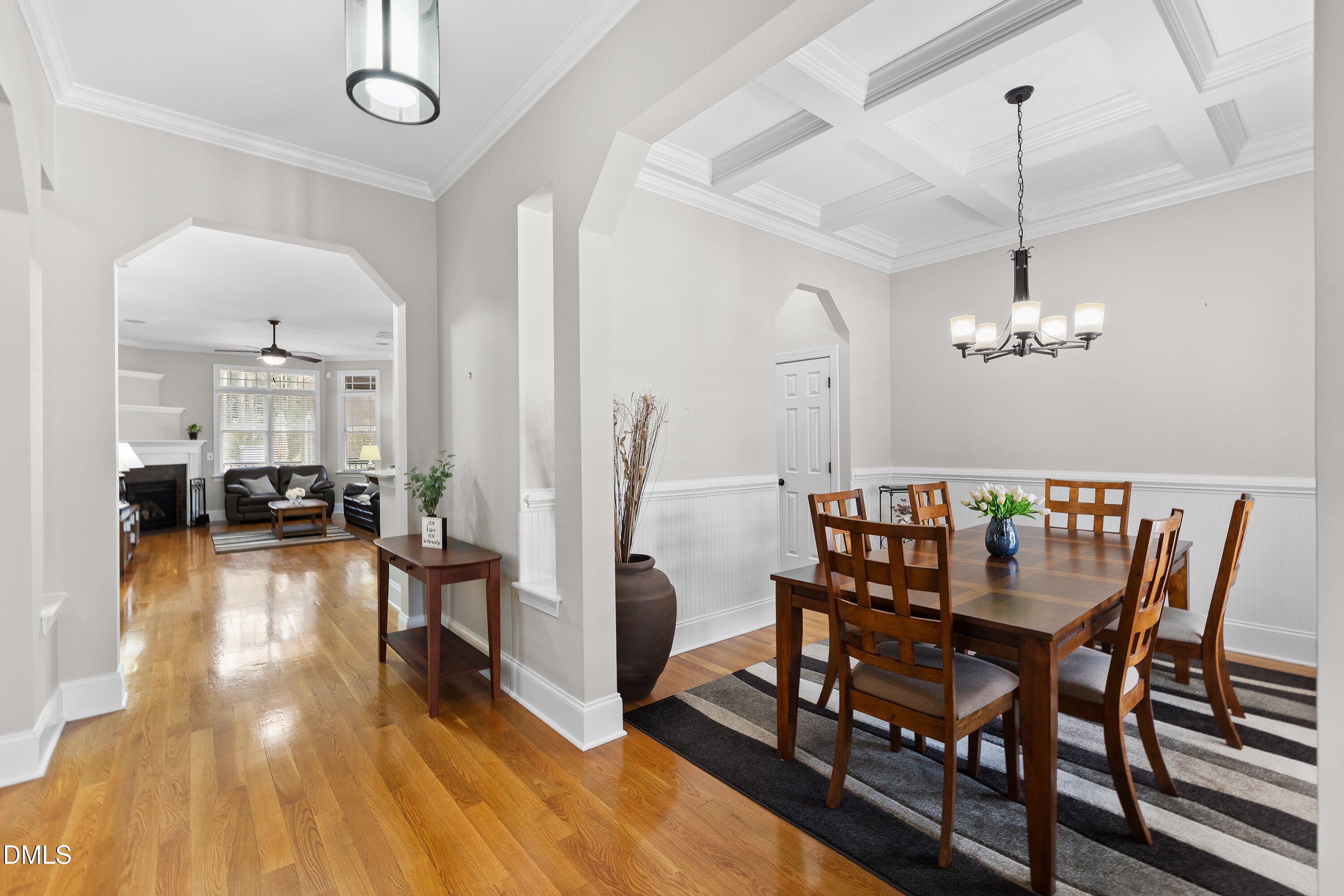 property viewer photo 5