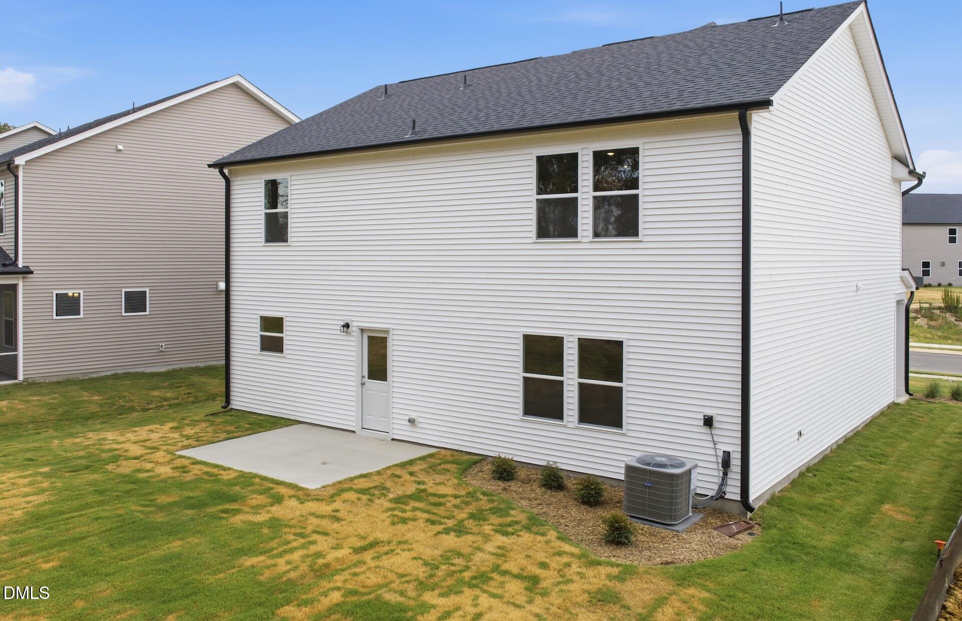 main property photo 35