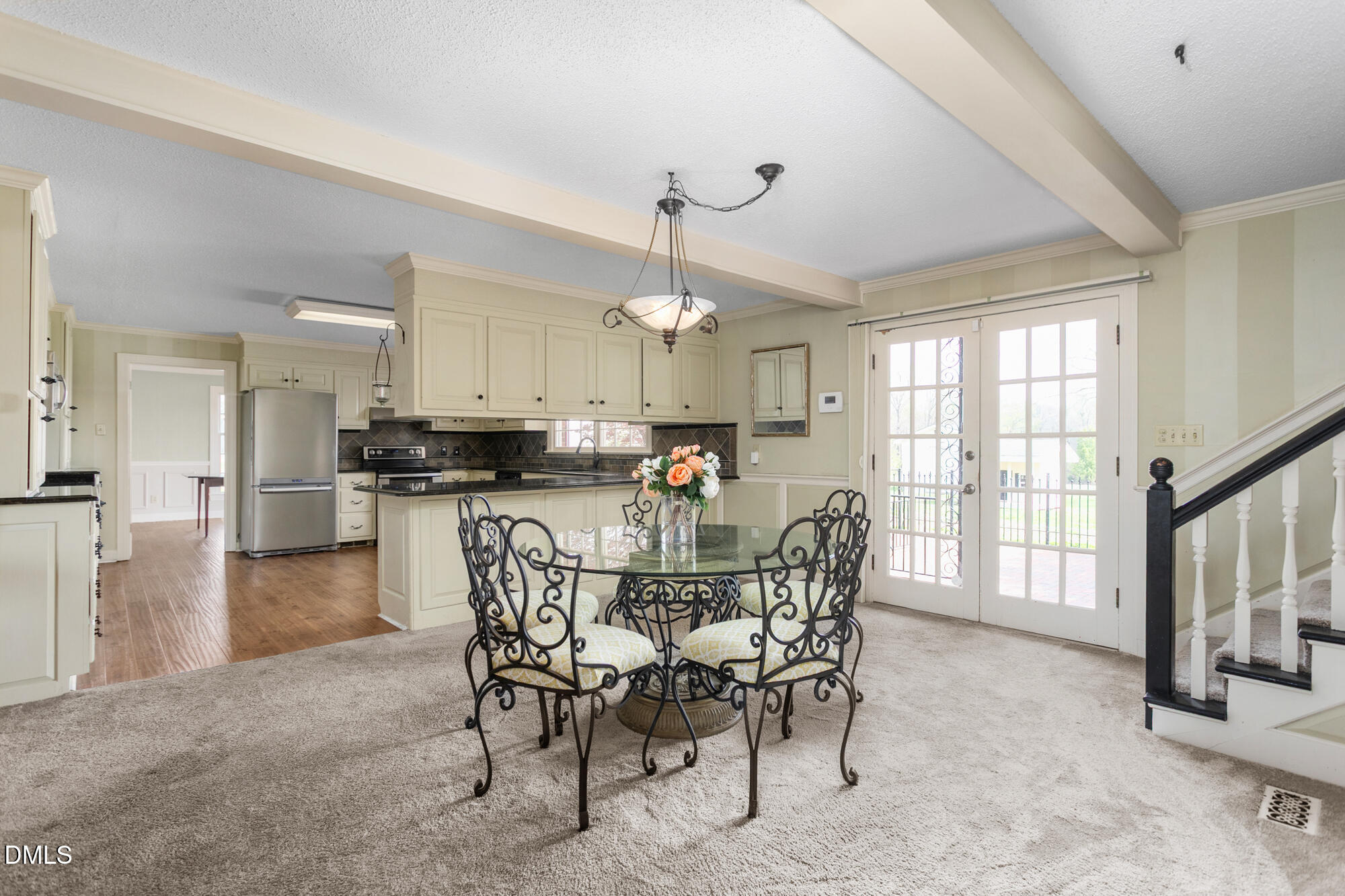main property photo 15