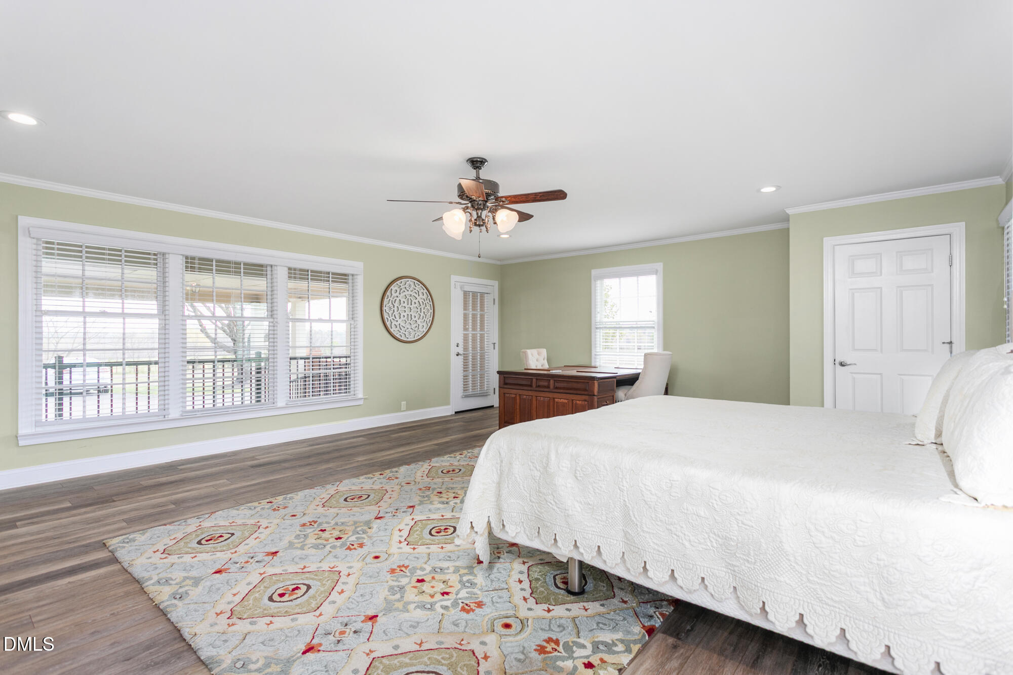main property photo 22