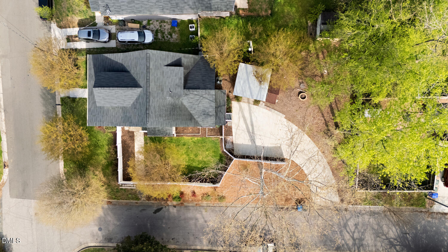 main property photo 27