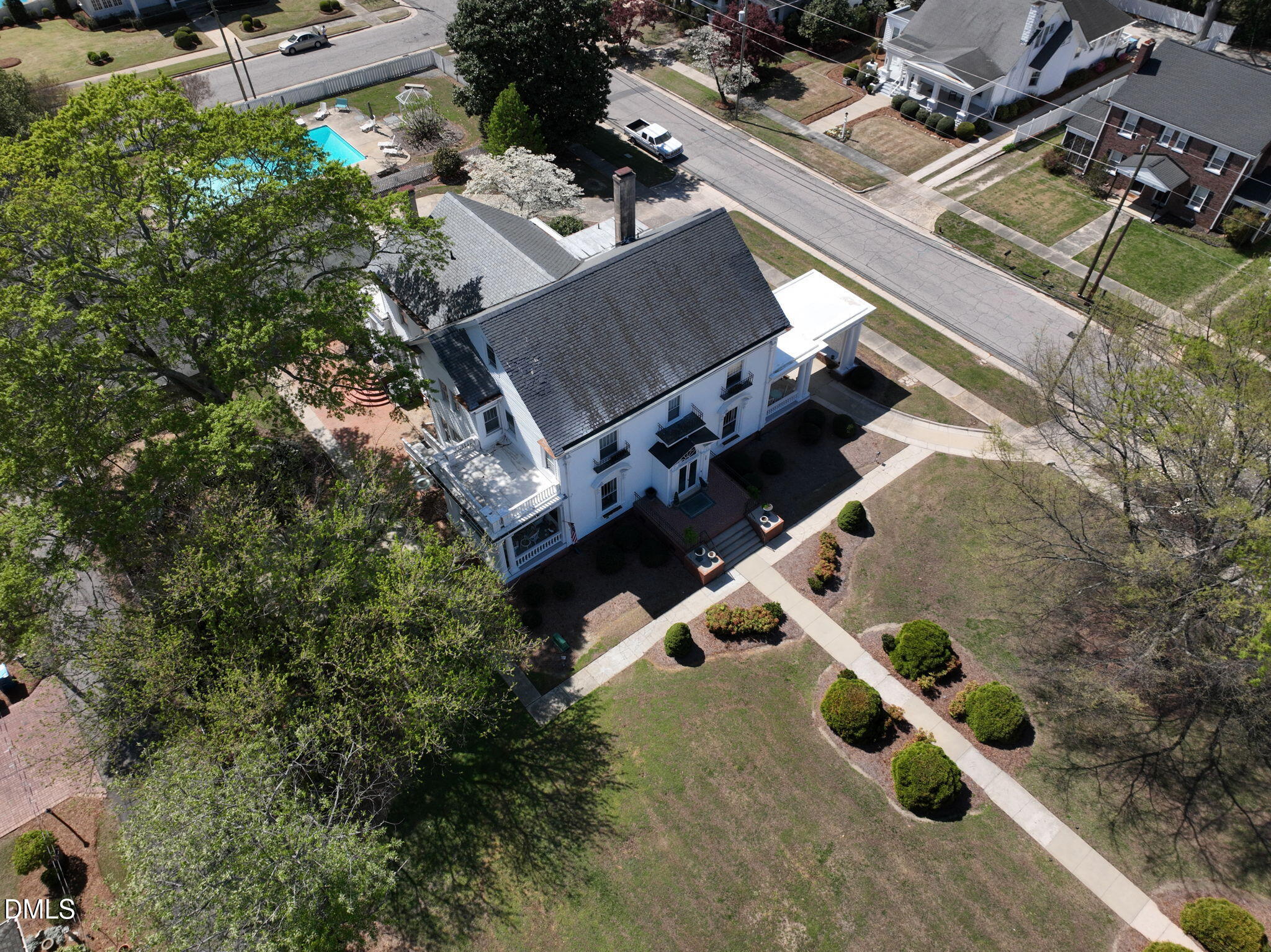 main property photo 87