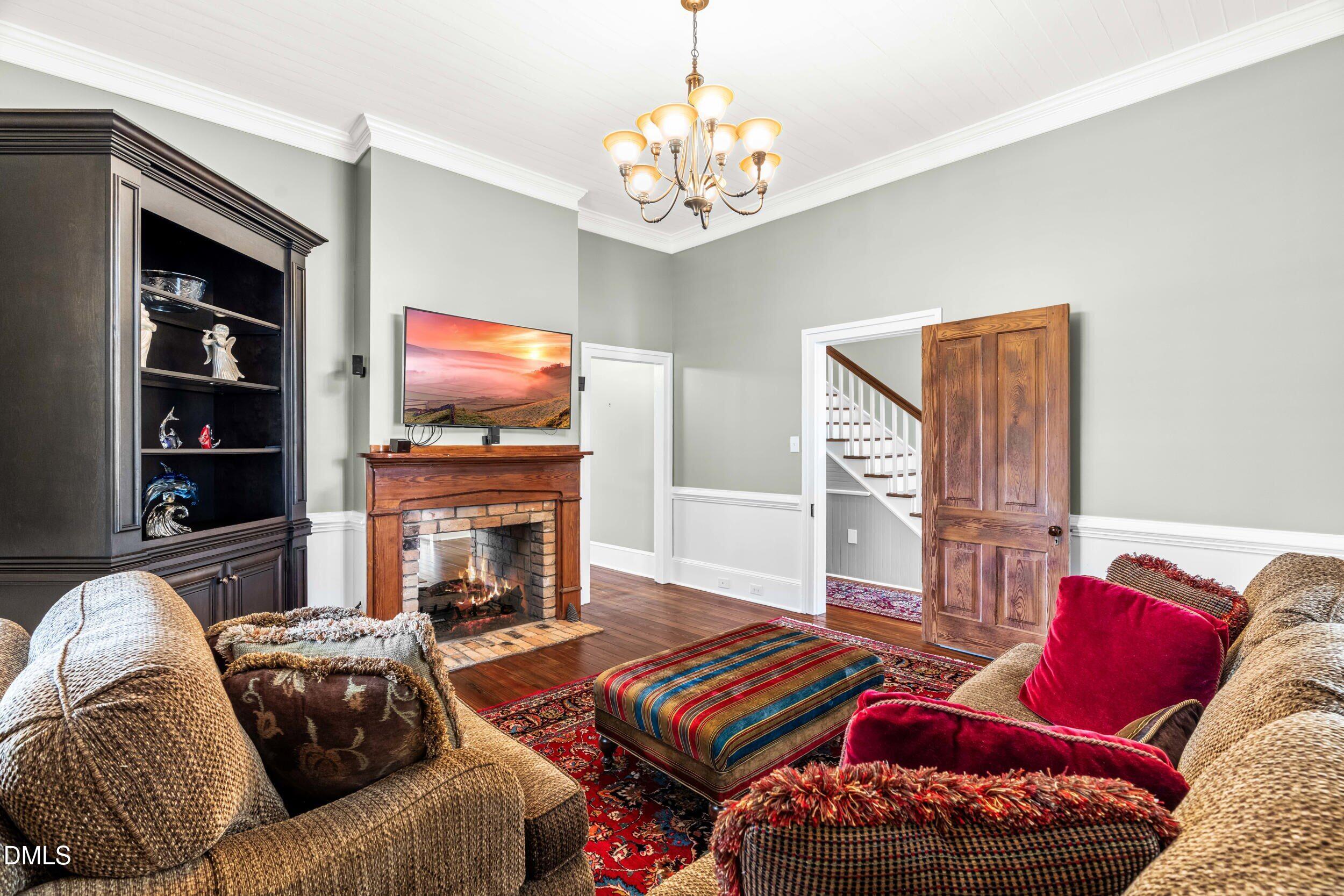 main property photo 14