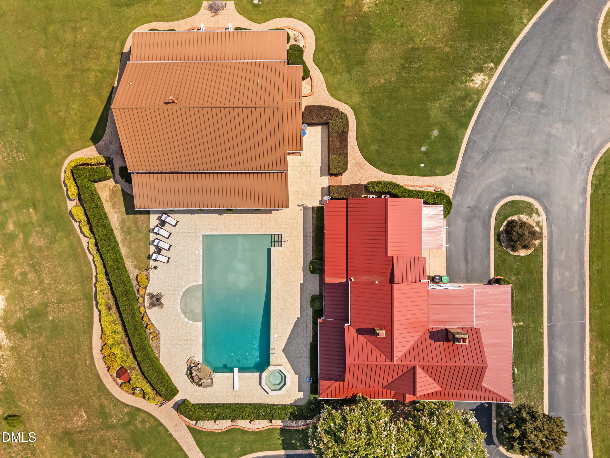 main property photo 67