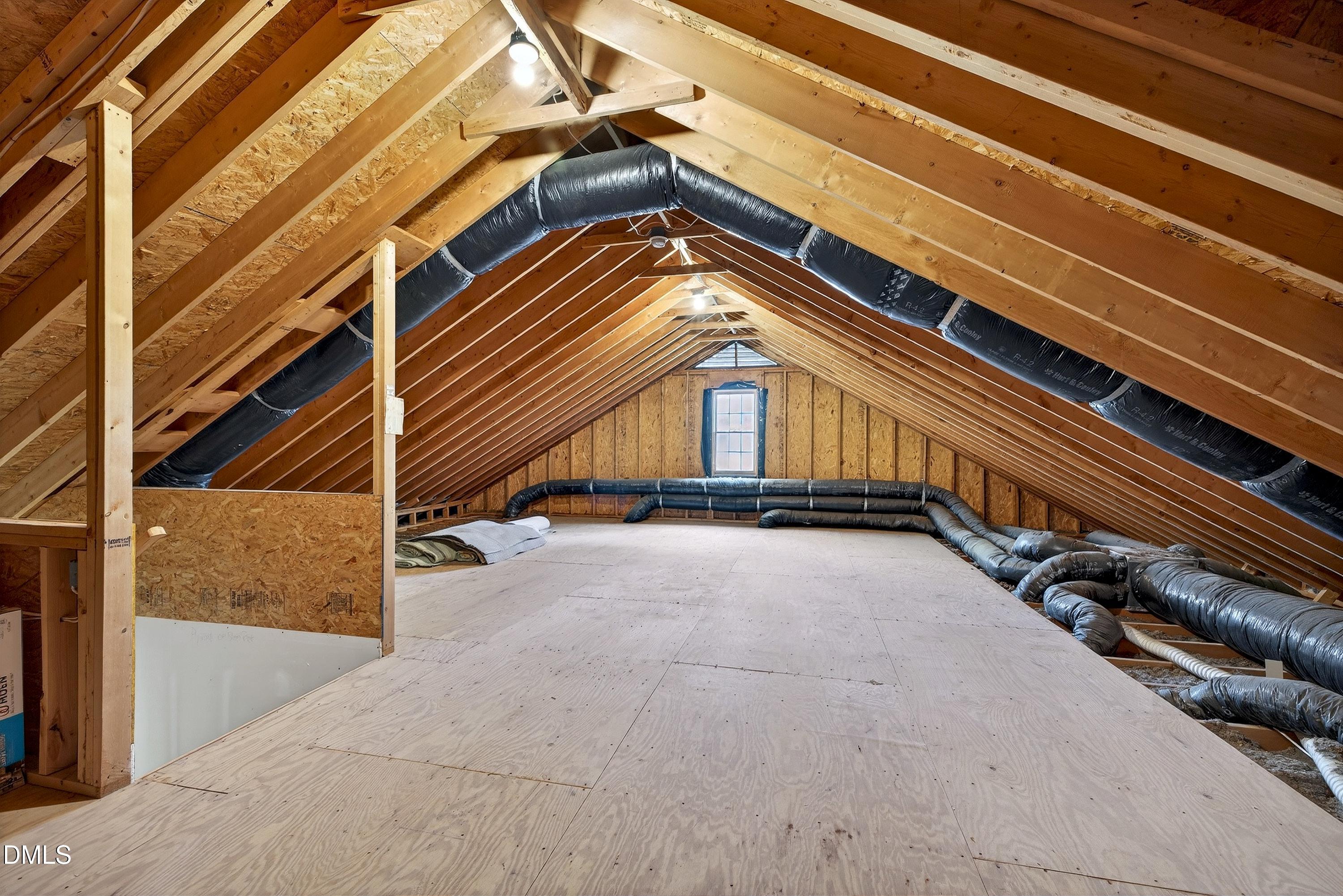 main property photo 59