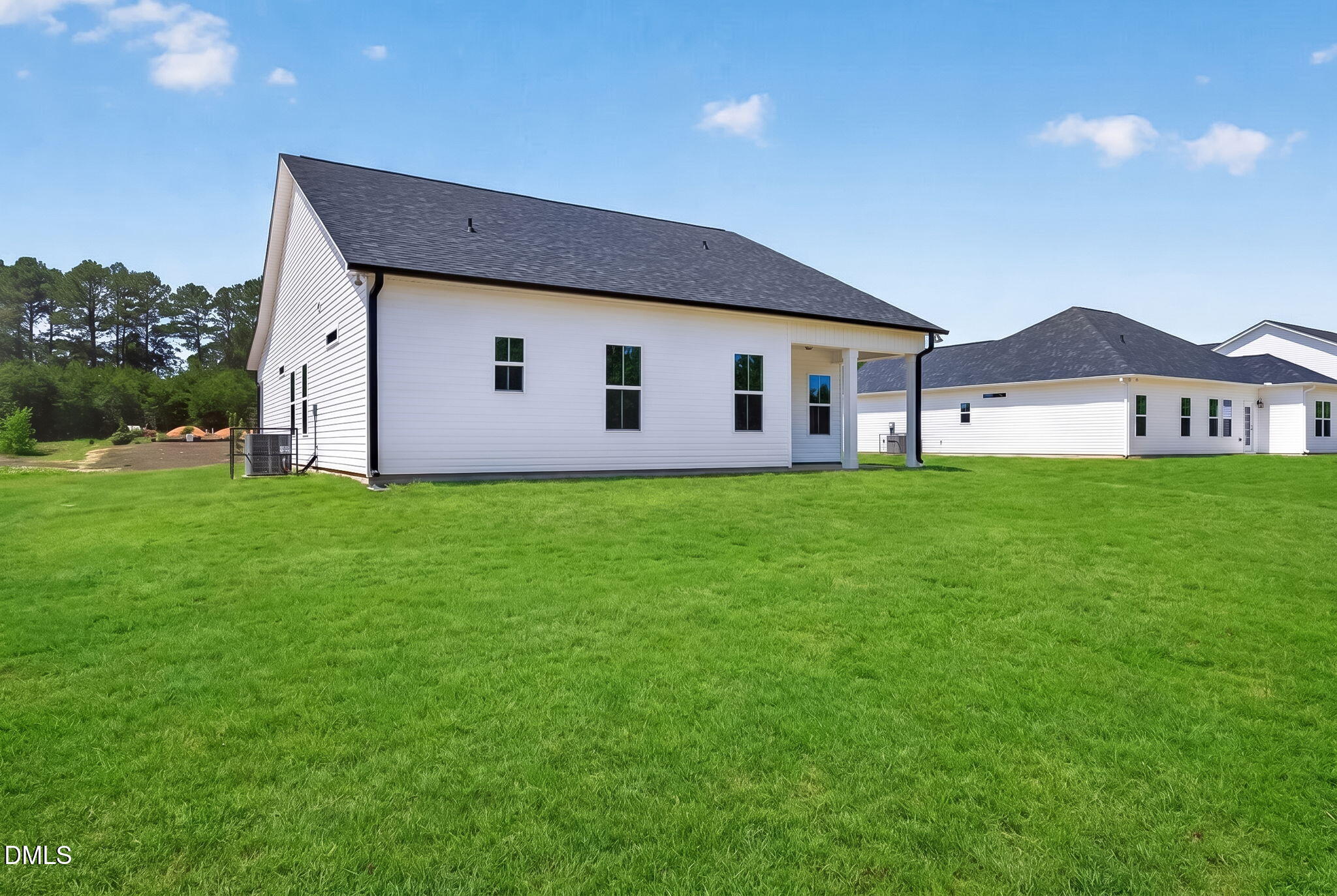 main property photo 39