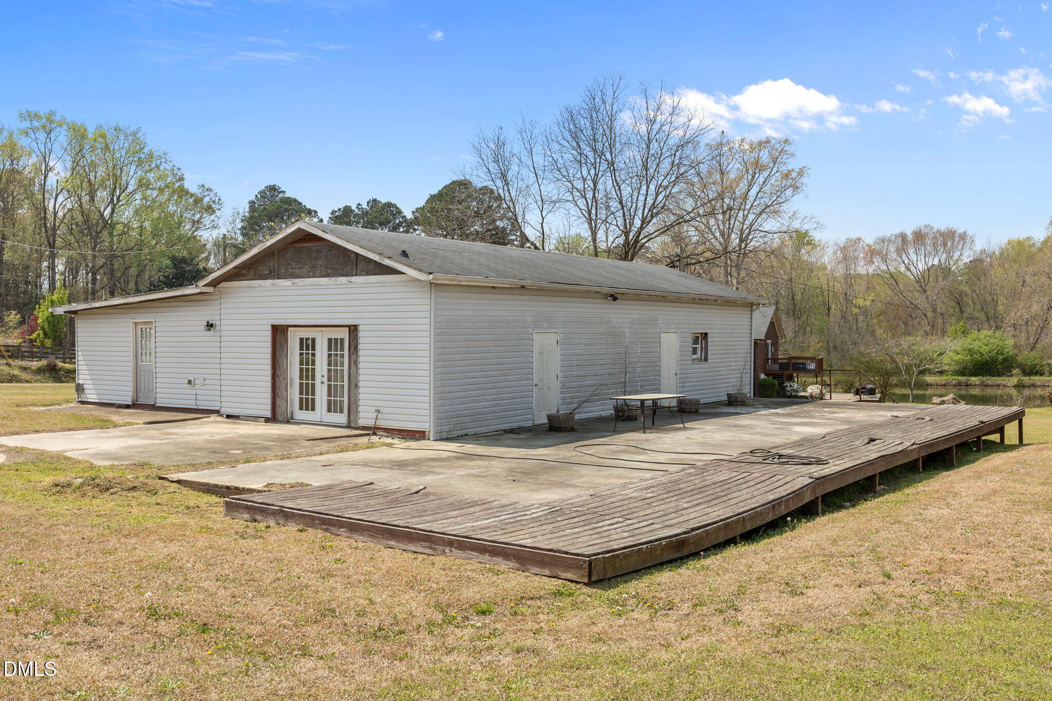 main property photo 36