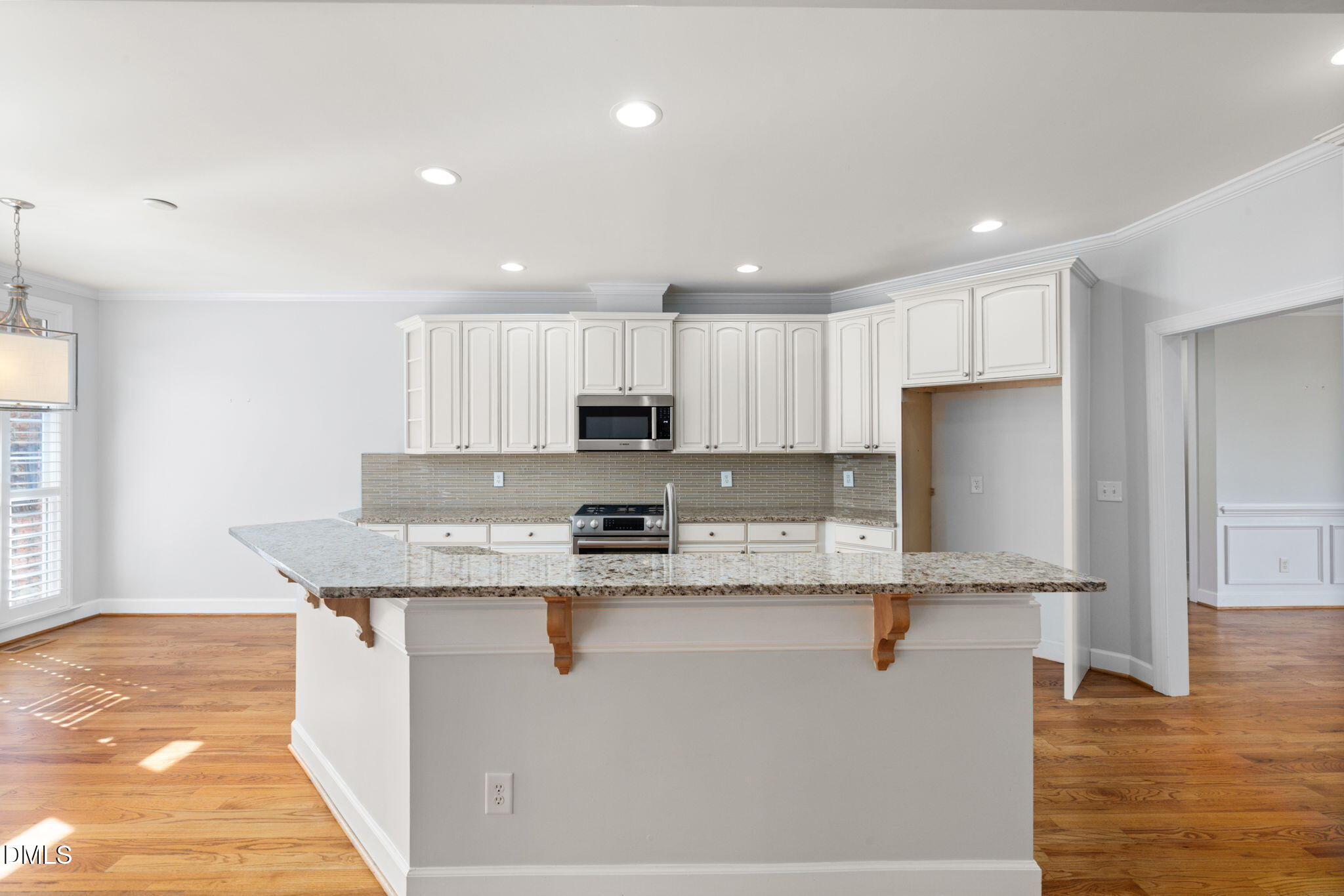 property viewer photo 10