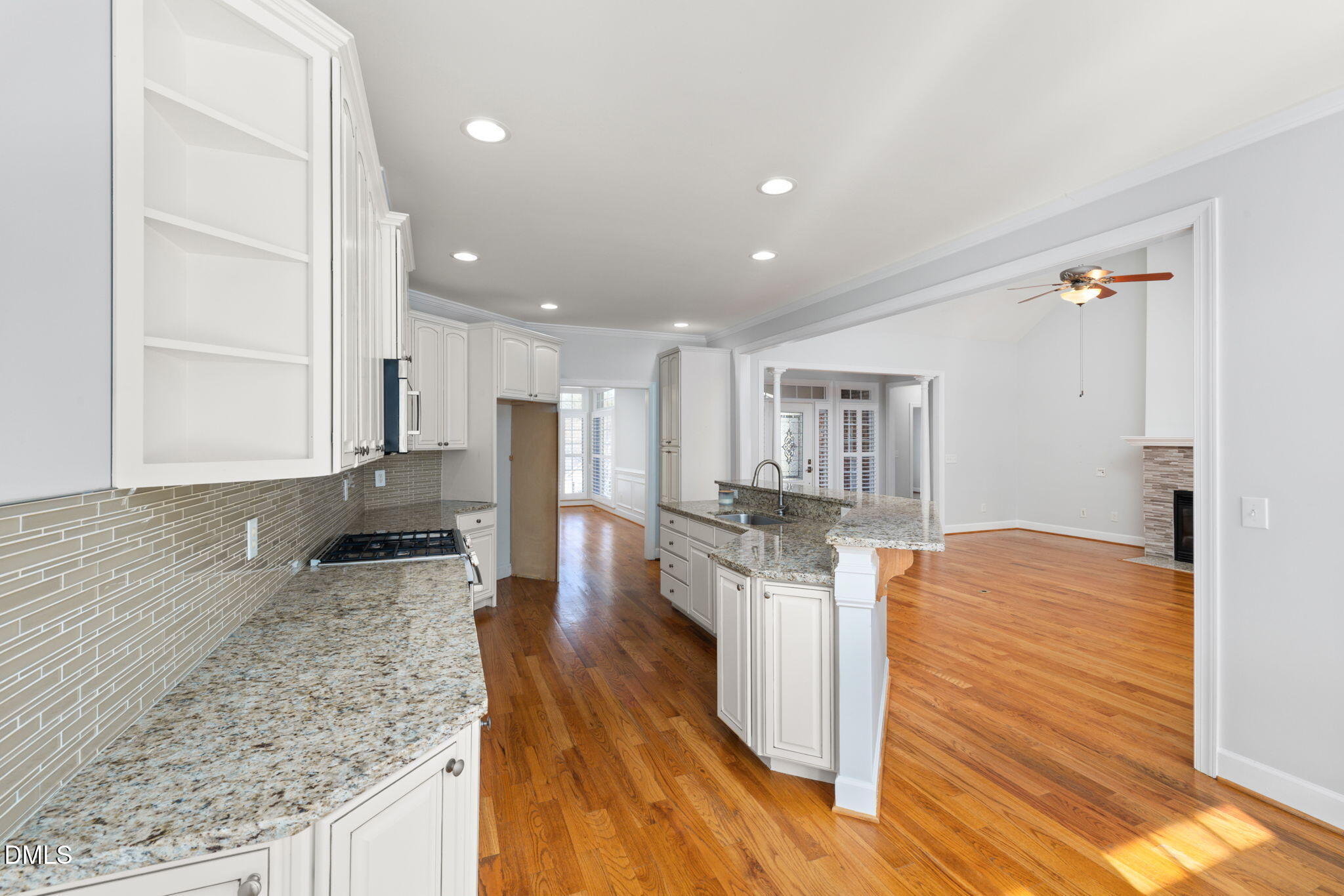 property viewer photo 11