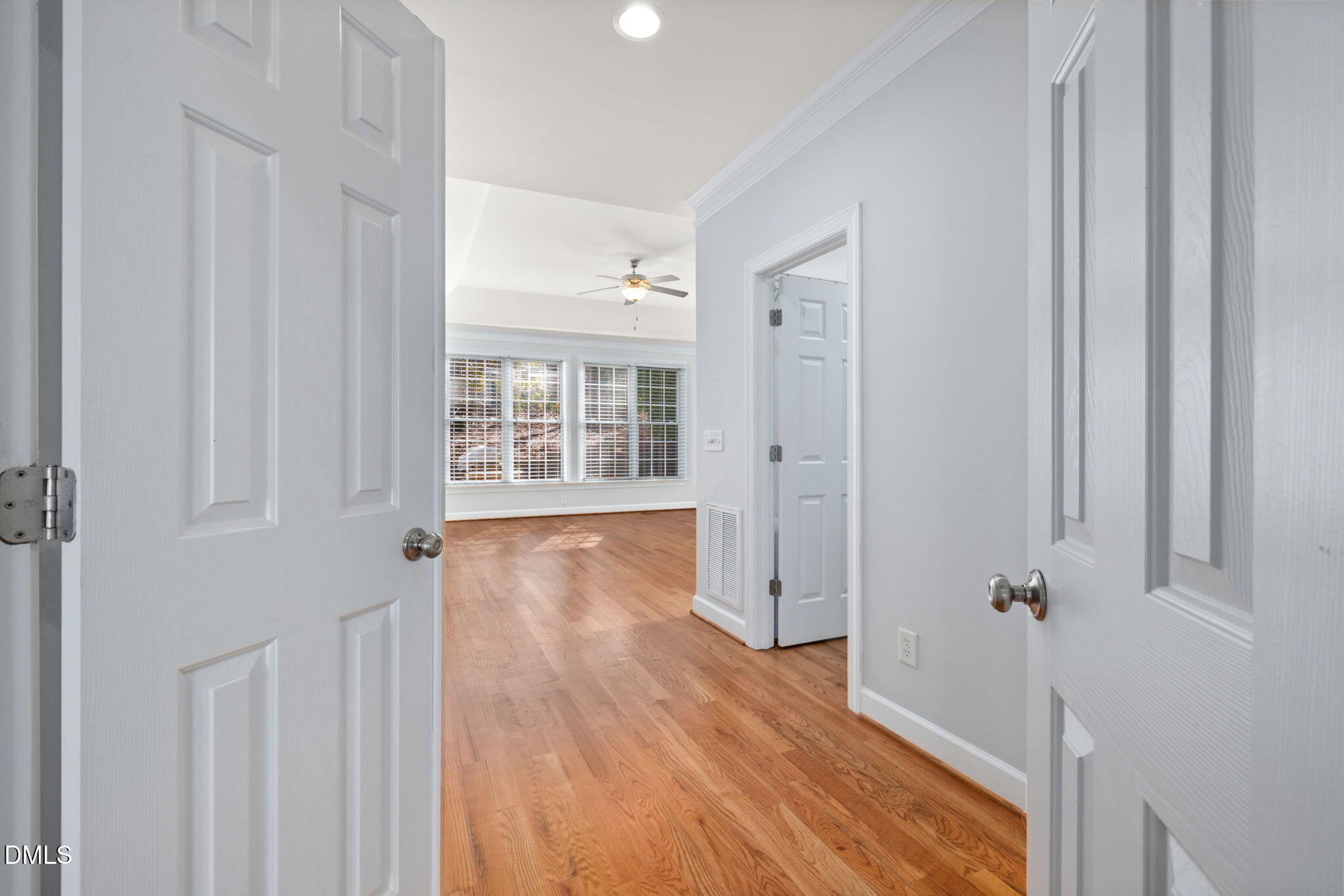 property viewer photo 20