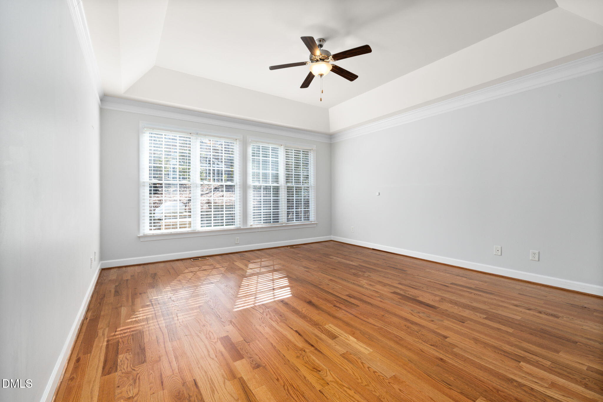 property viewer photo 22