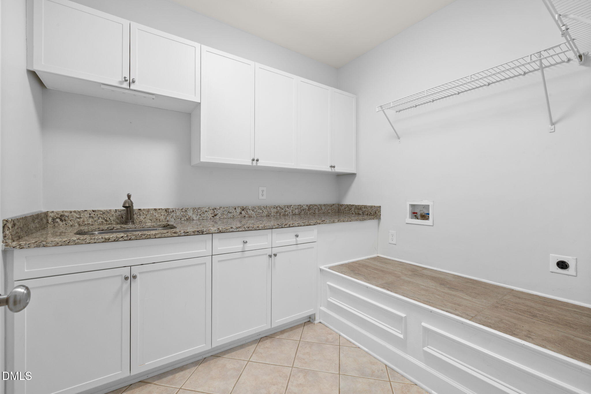 property viewer photo 34