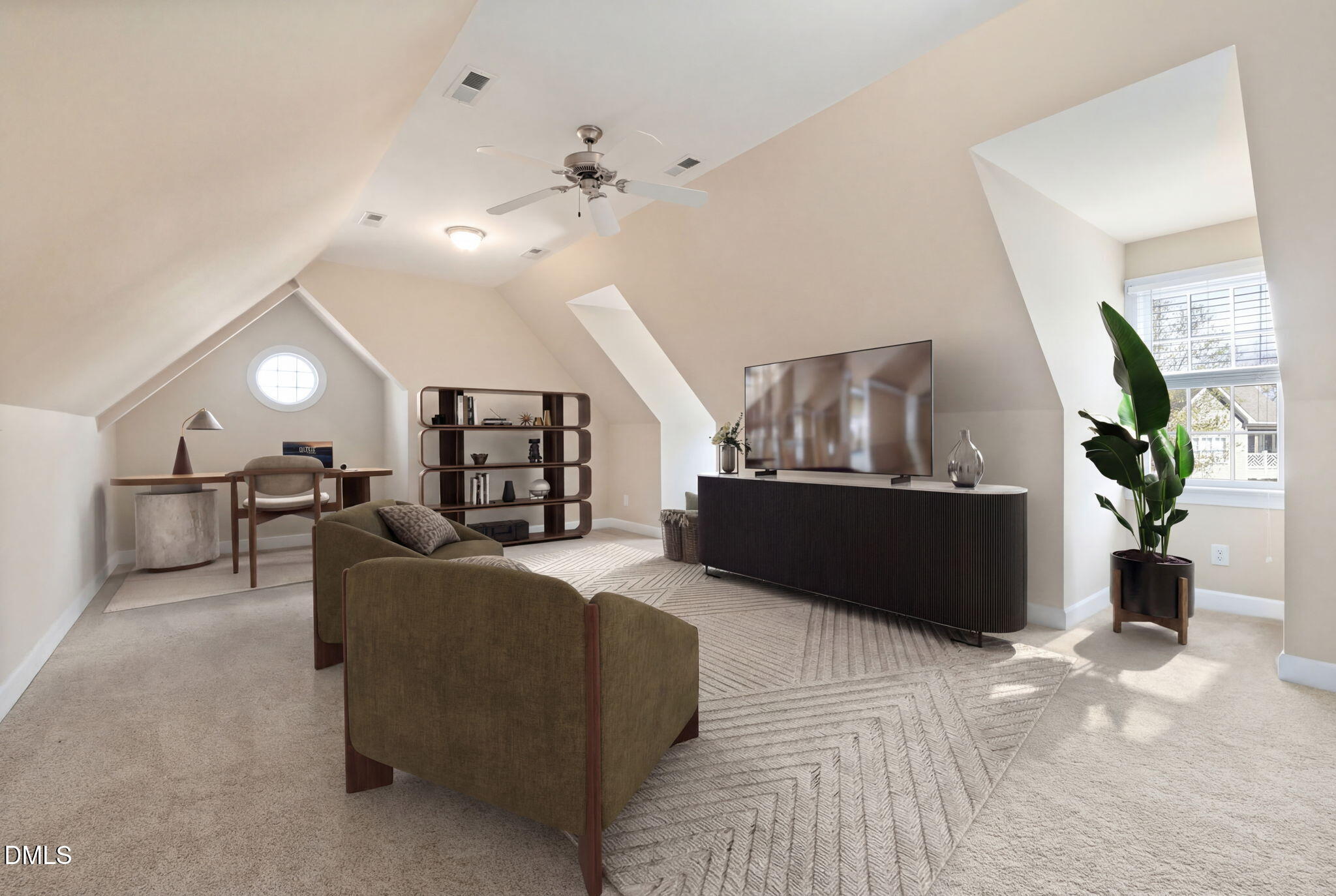 property viewer photo 36