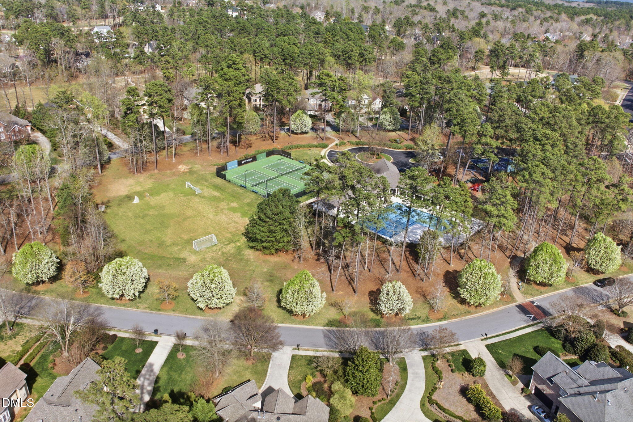 property viewer photo 49