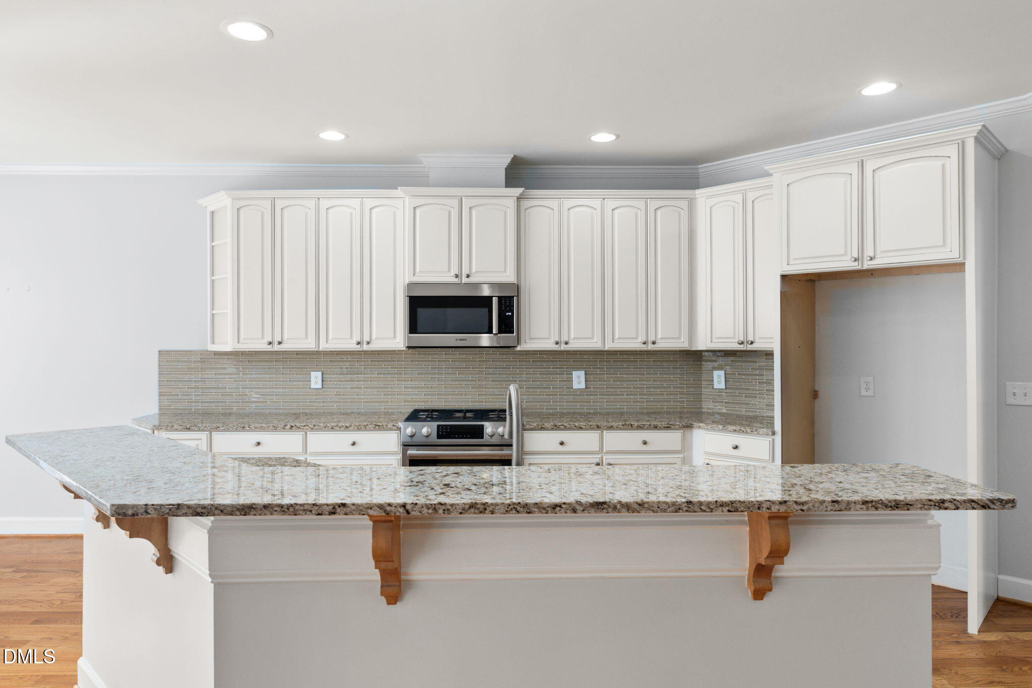 property viewer photo 9