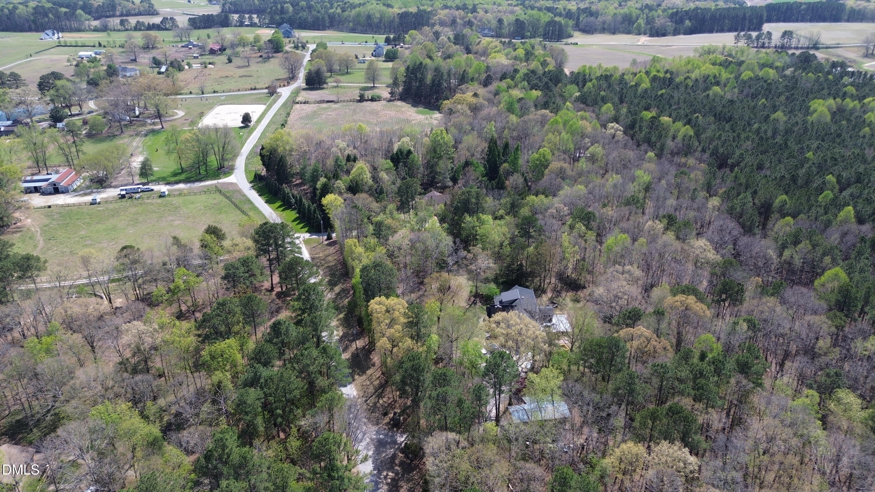 main property photo 6