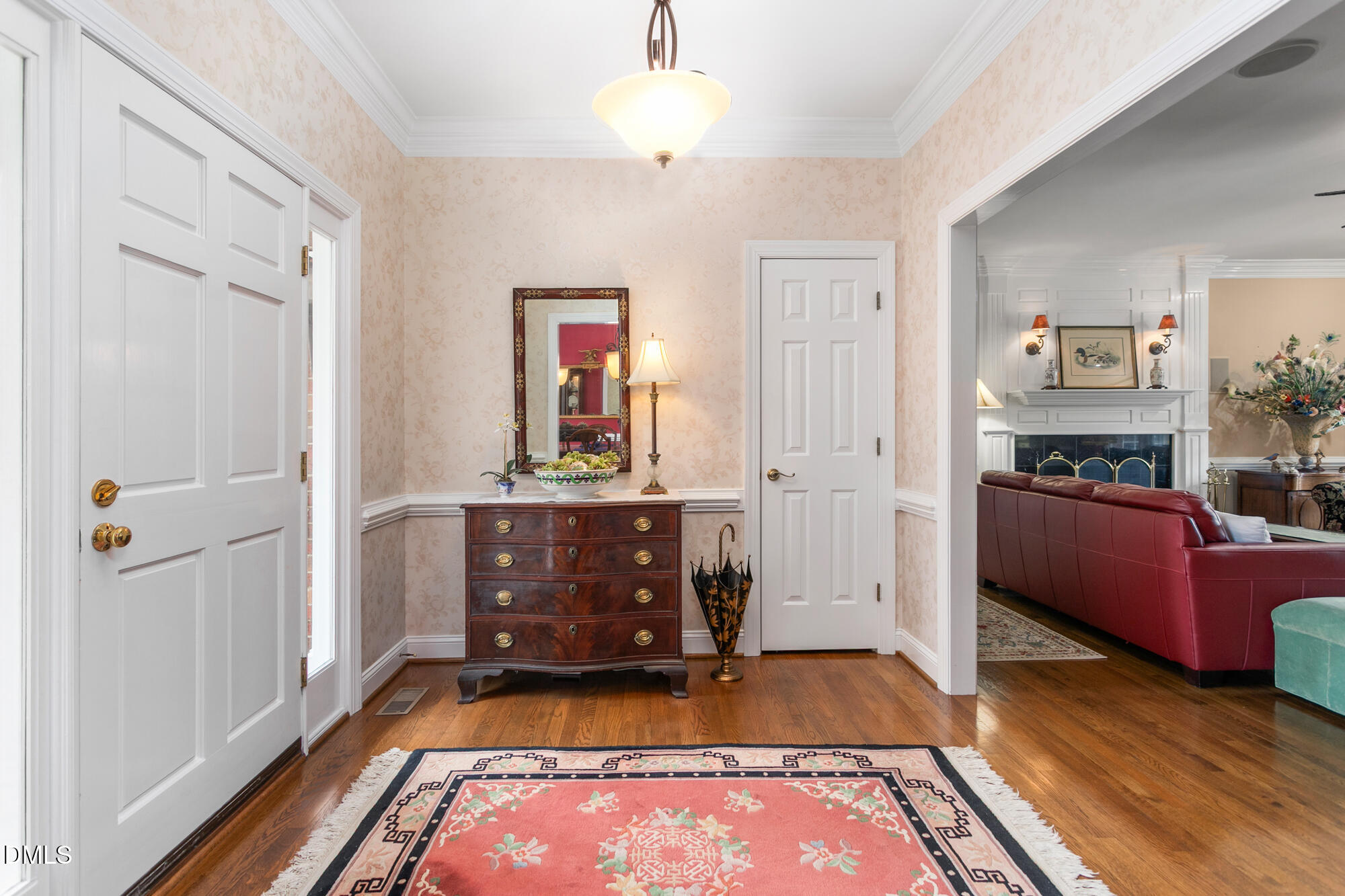 main property photo 8
