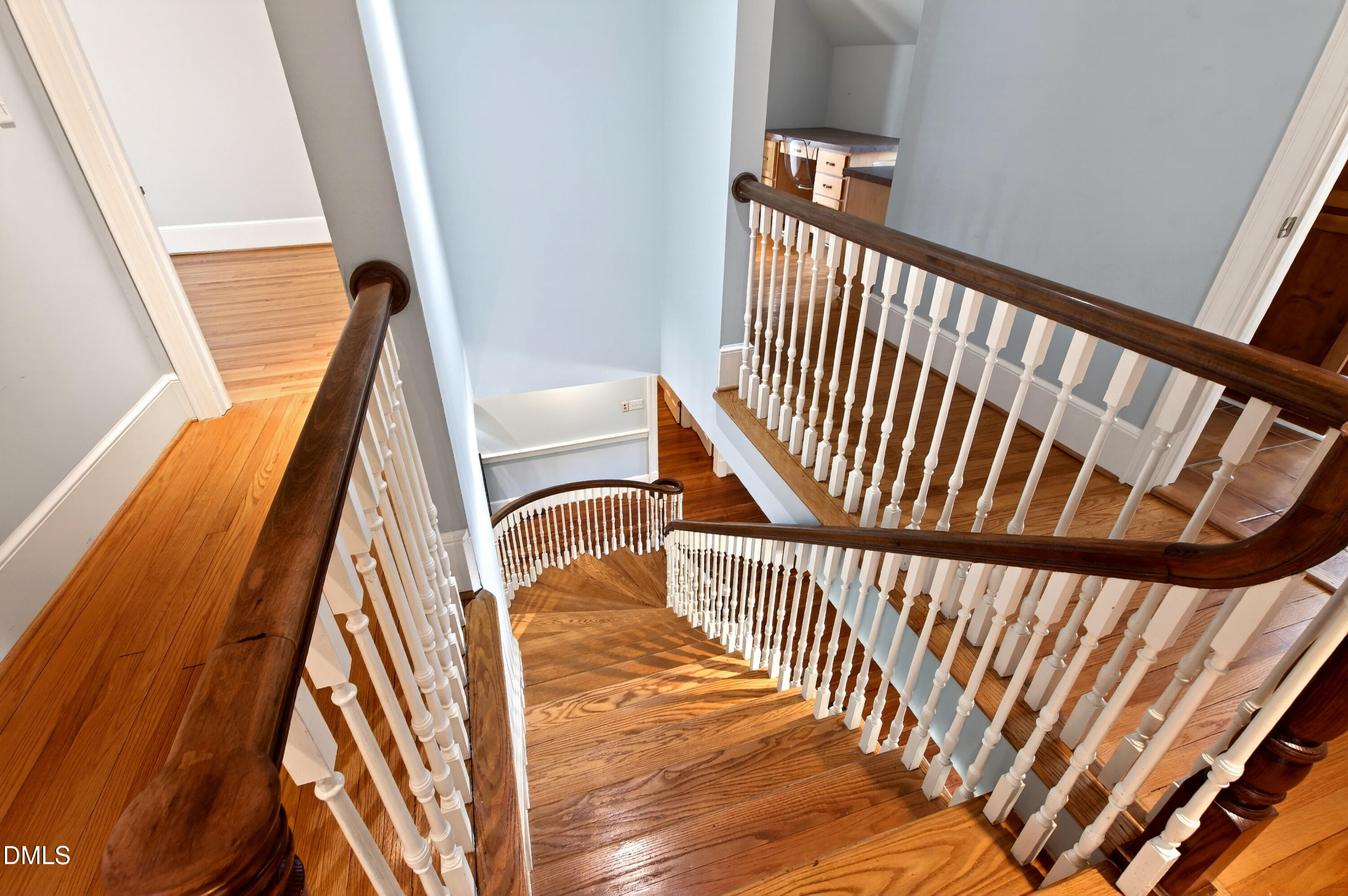 main property photo 48