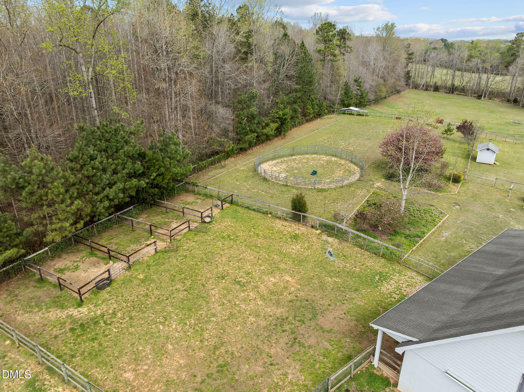 main property photo 50