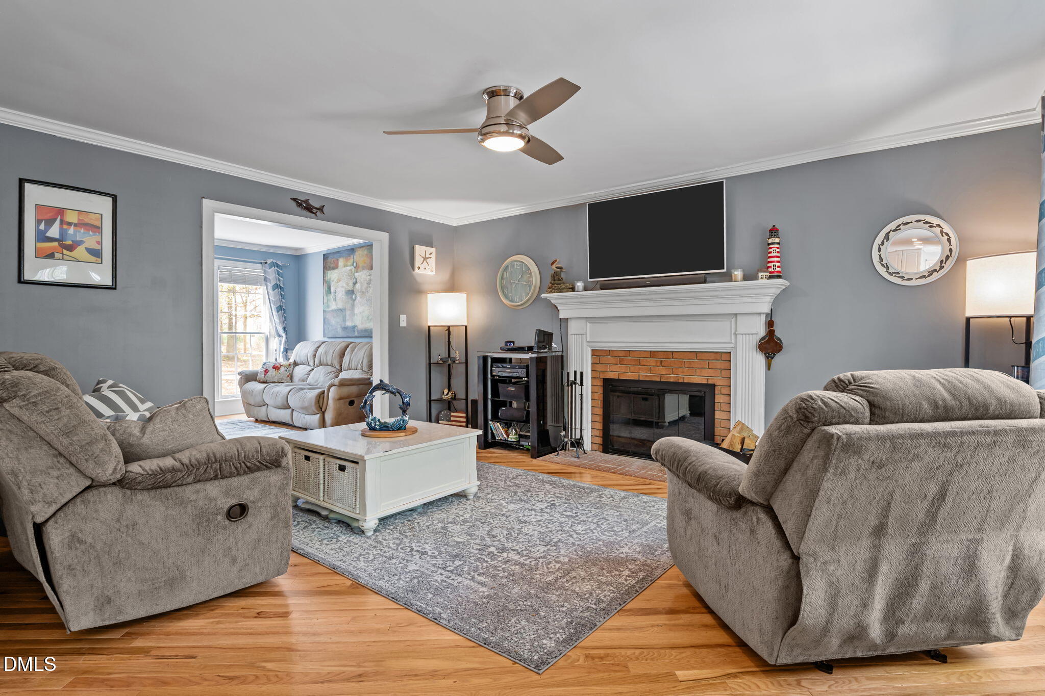 main property photo 7