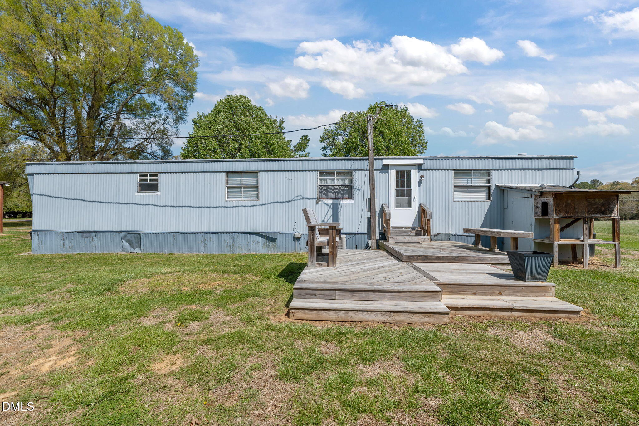 main property photo 44