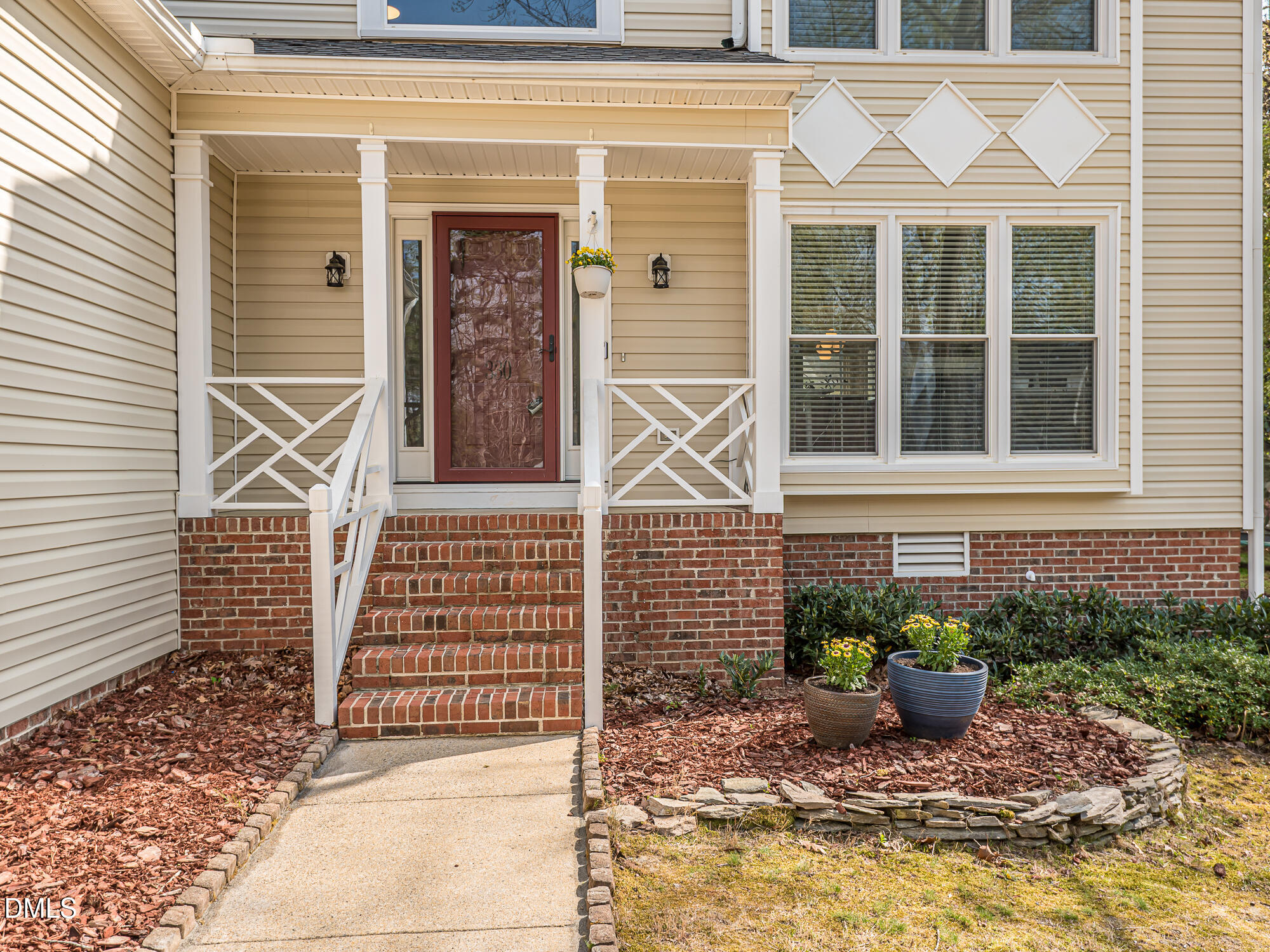 main property photo 40
