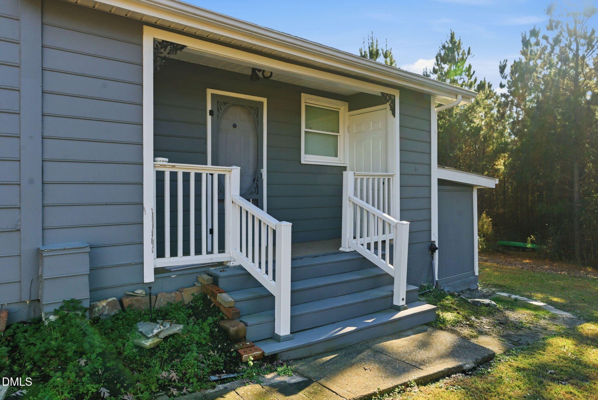 main property photo 46