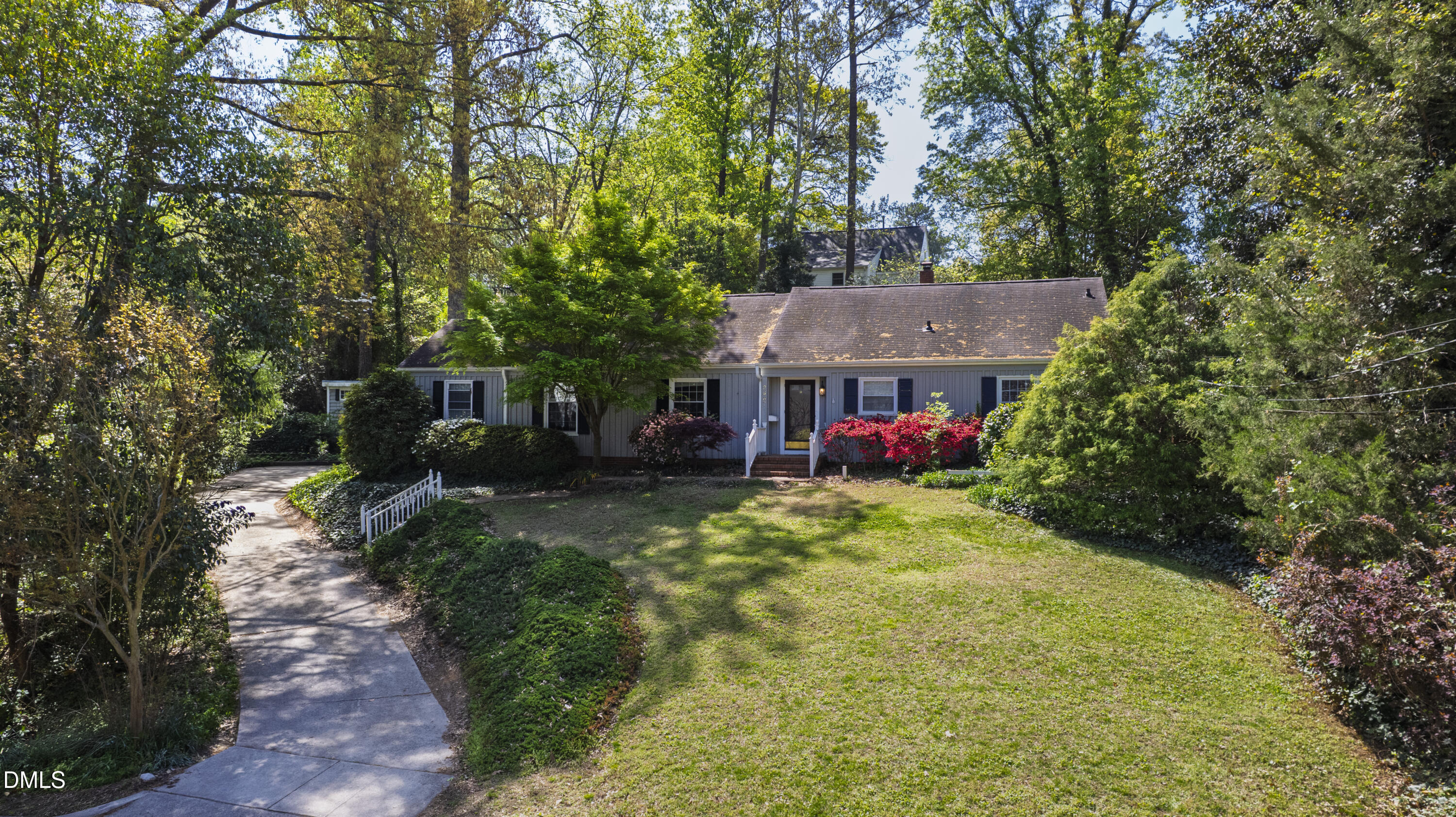 main property photo 7