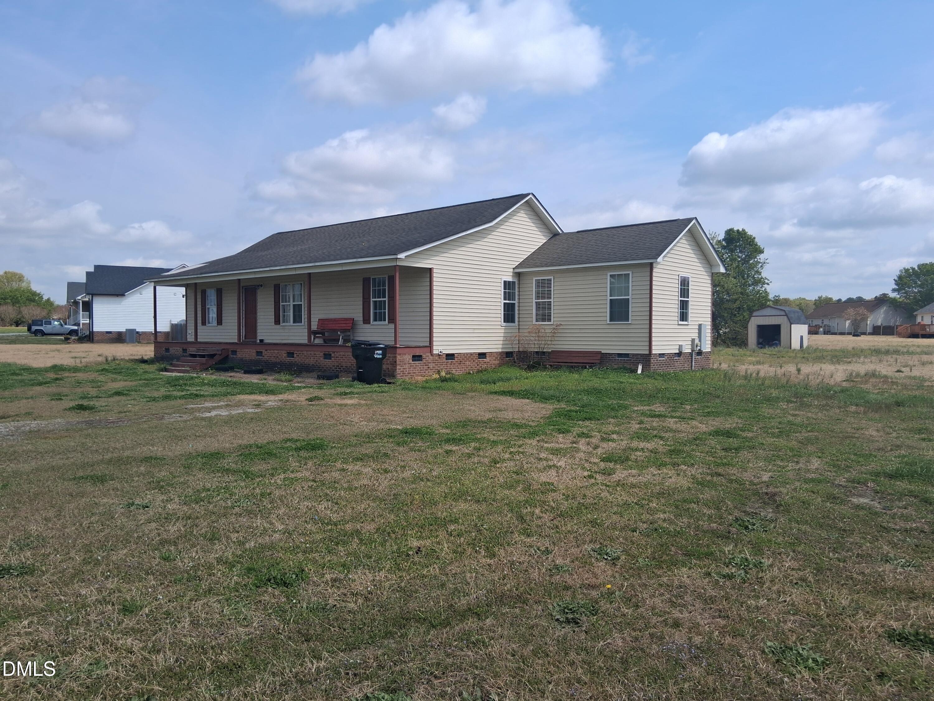 main property photo 17