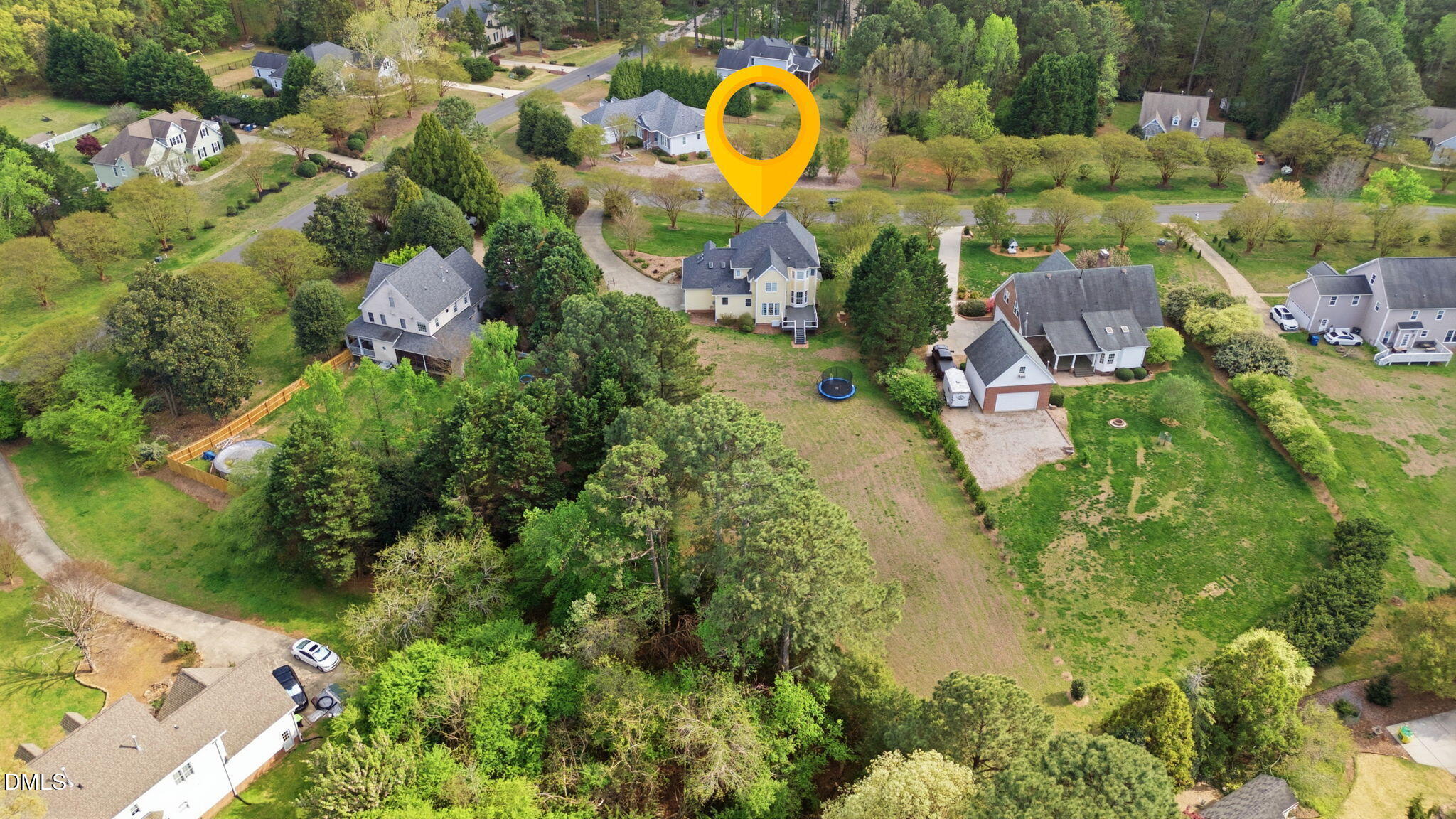 main property photo 38